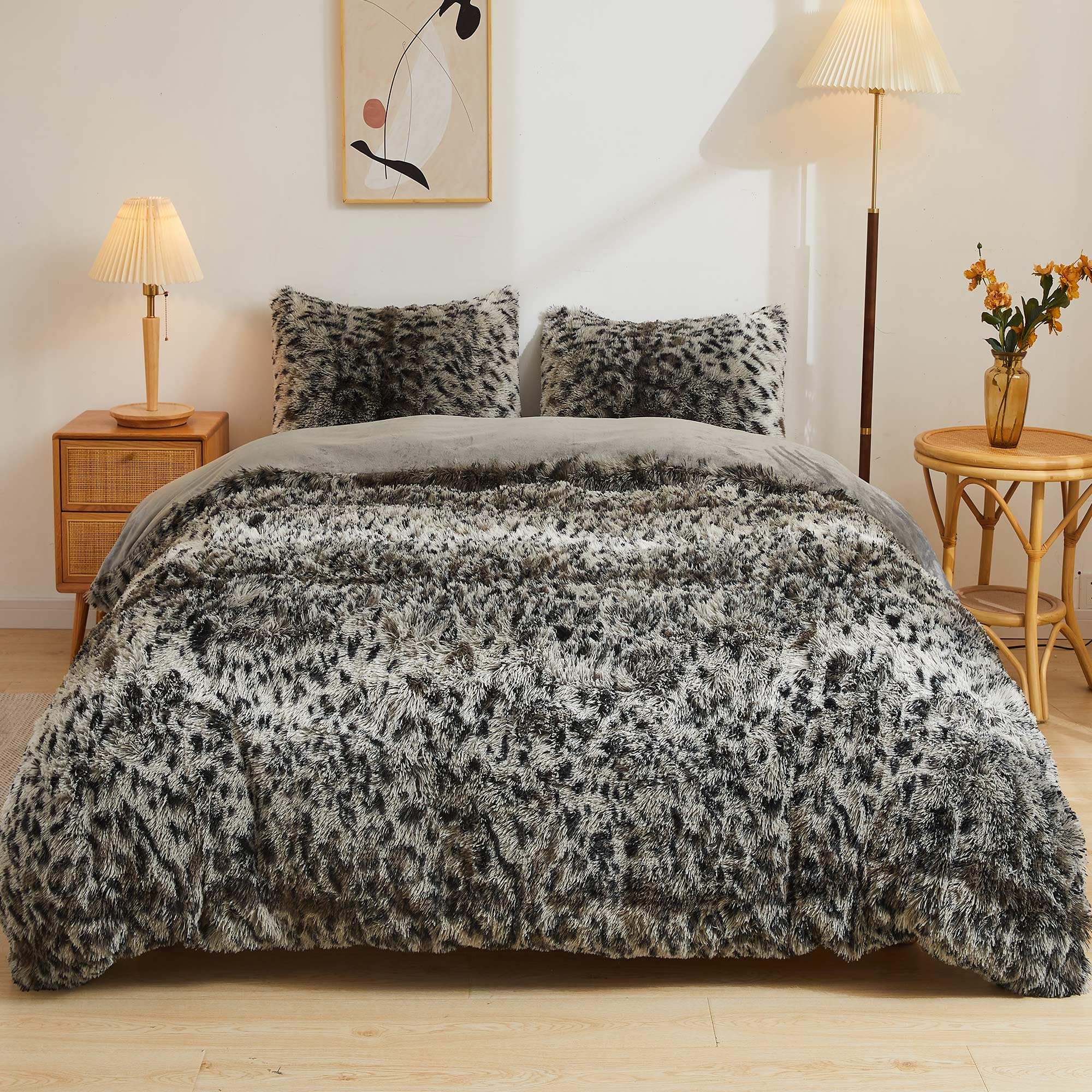 LIFEREVO Luxury Leopard Print Plush Shaggy Duvet Cover Fluffy Velvet Comforter Cover, Soft Fuzzy Bedding Set(1 Faux Fur Comforter Cover+1 Furry