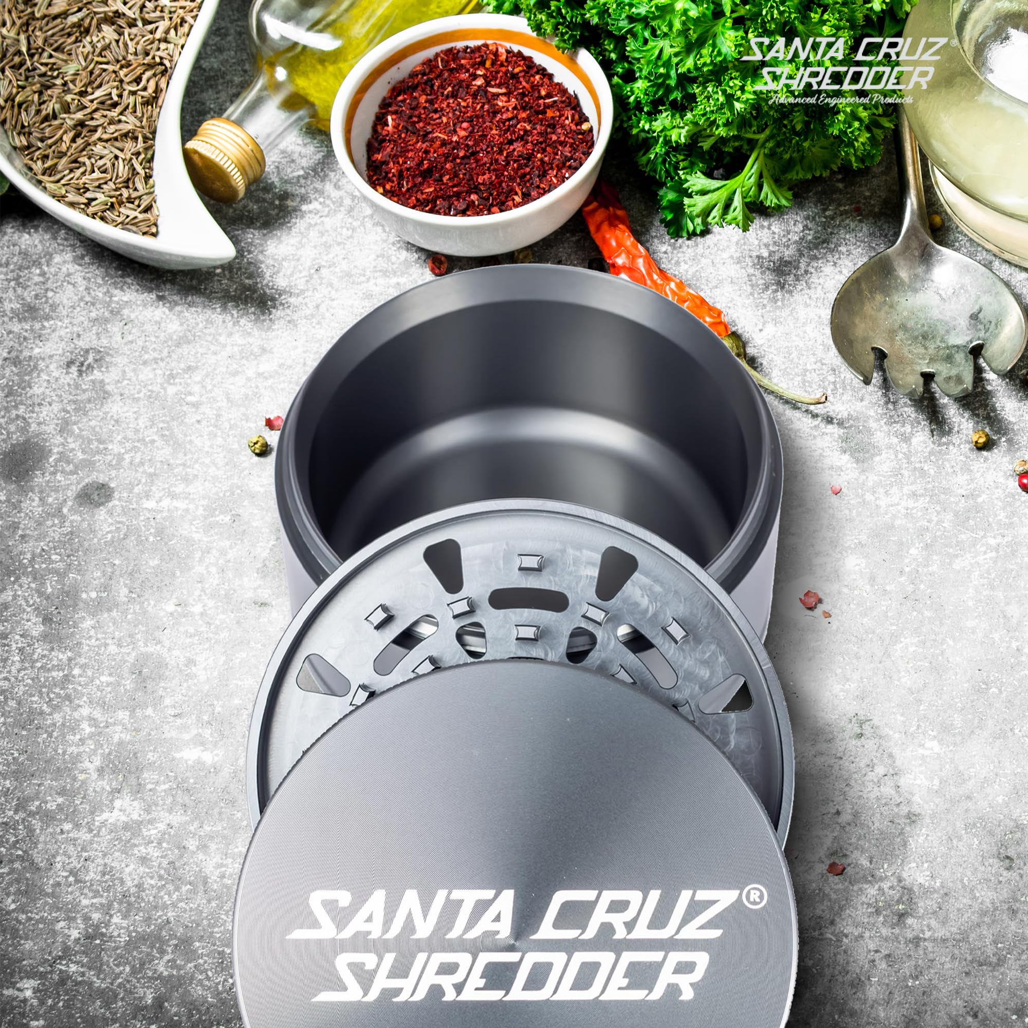 2-Teiliger Aluminium Grinder Compton (silber) – California´s Choice