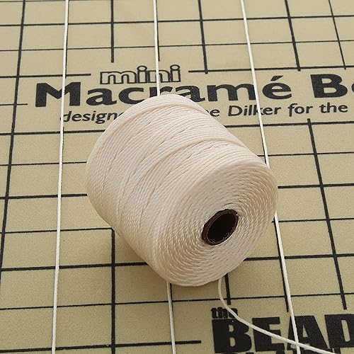 Miniatura 6 de The Beadsmith S-Lon #18 Cordón  Color vainilla  Tarjeta de 77 yardas  Ideal para atar cuentas de ganchillo y joyas de micro macramé  Compatible con