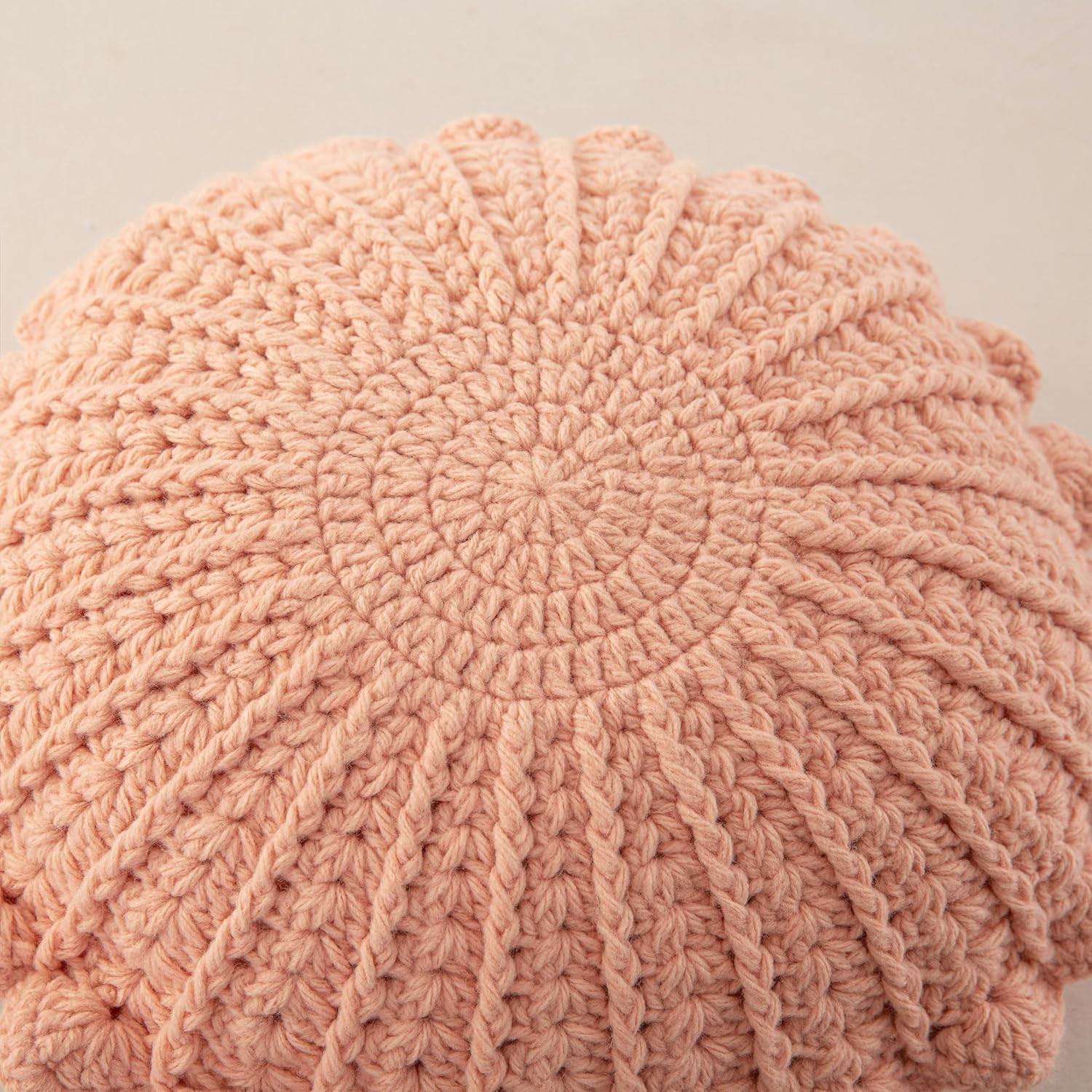 Knitted Throw Pillow Round Couch Pillow Handmade Decorative Plush Pillow Cute Cushion (Pink, 18inch)