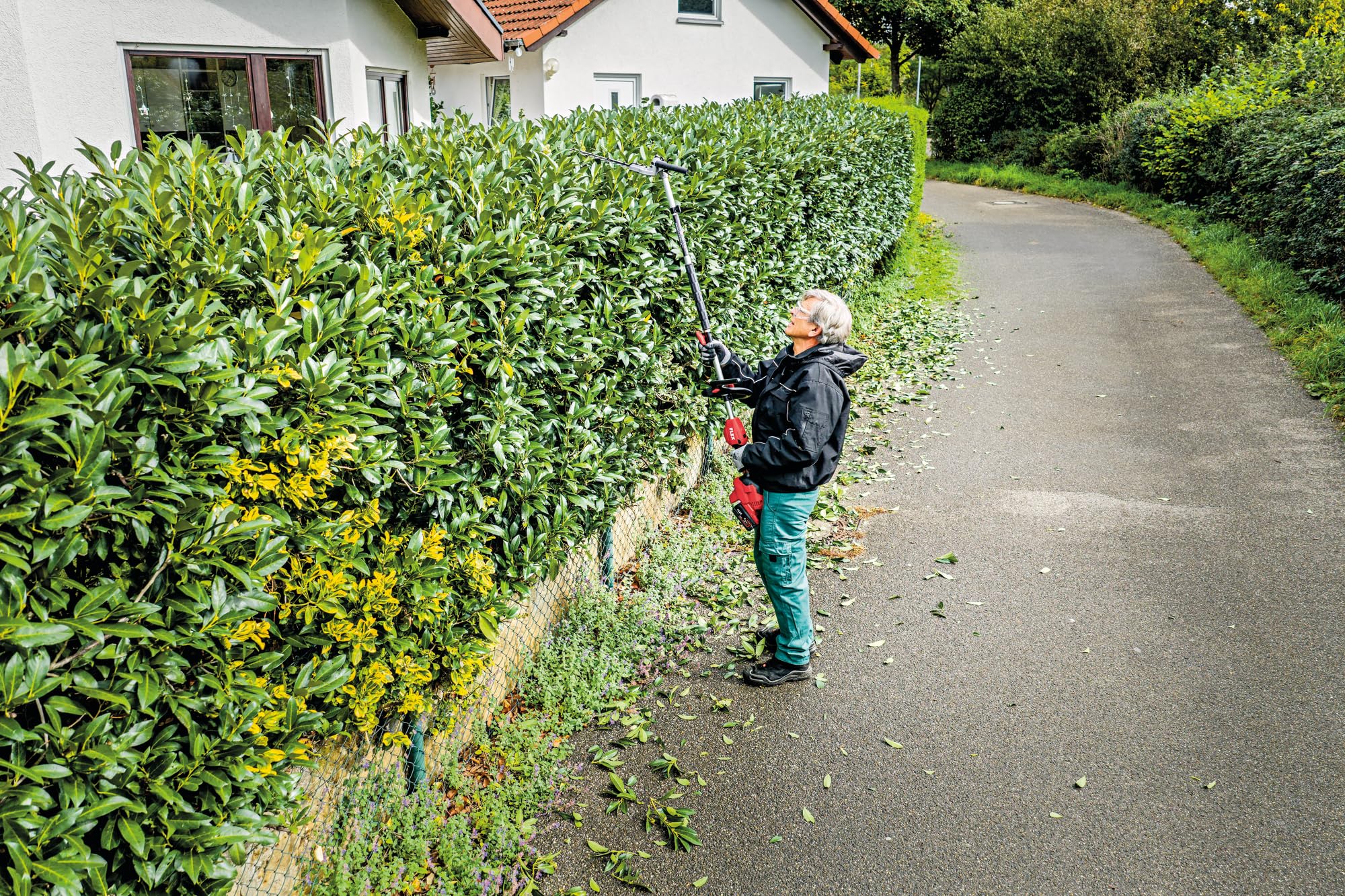 Flex GHT-A 532888 - Cortasetos (con Espada de 45 cm, Longitud Total 137 cm, 12 ángulos de Corte Ajustables, Accesorios de jardín)