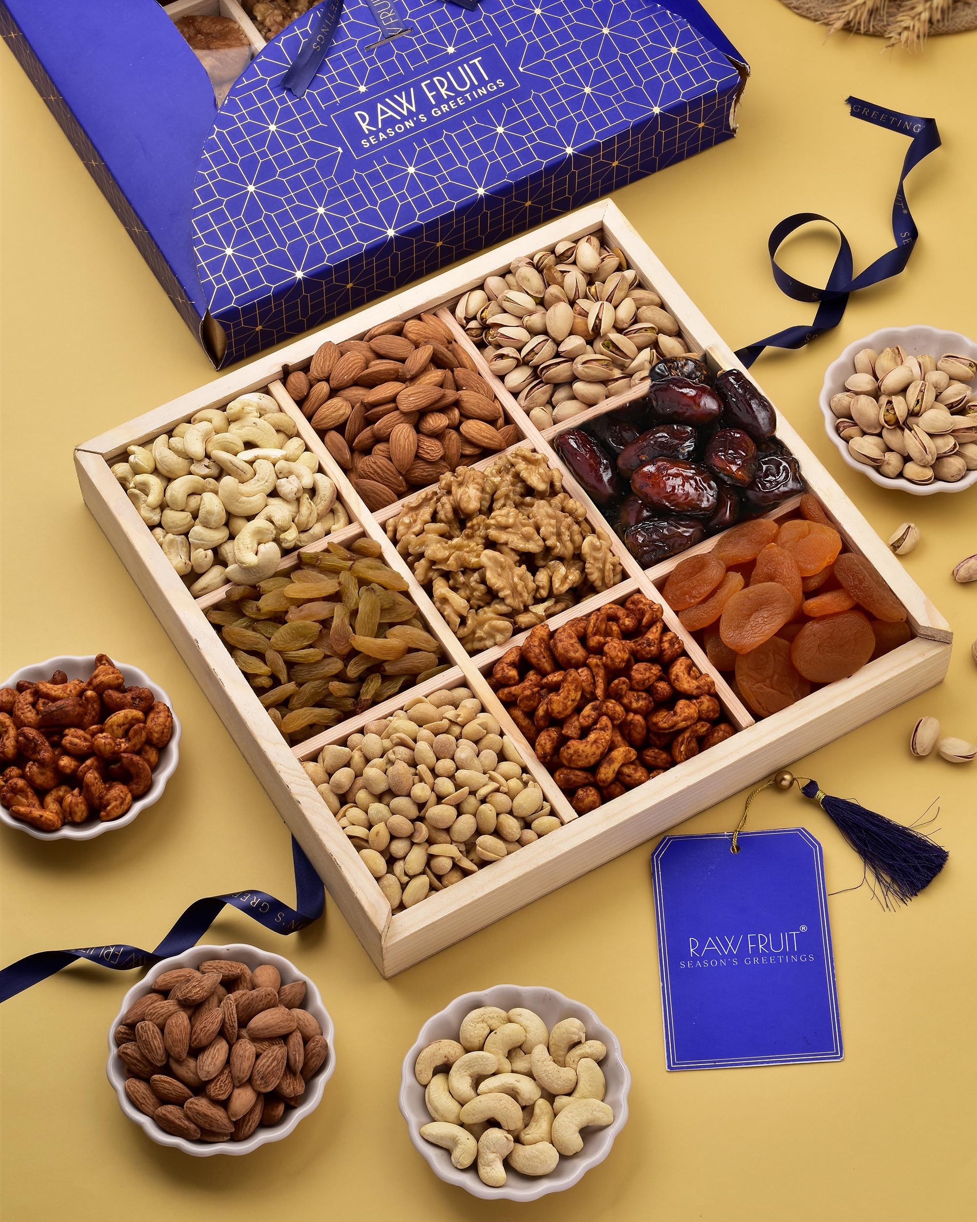Hyperfoods® Dry Fruits Combo Pack Dry Fruits Gifts DryFruits Gift Hampers DryFruit Gift For Family DryFruit Gift Pack