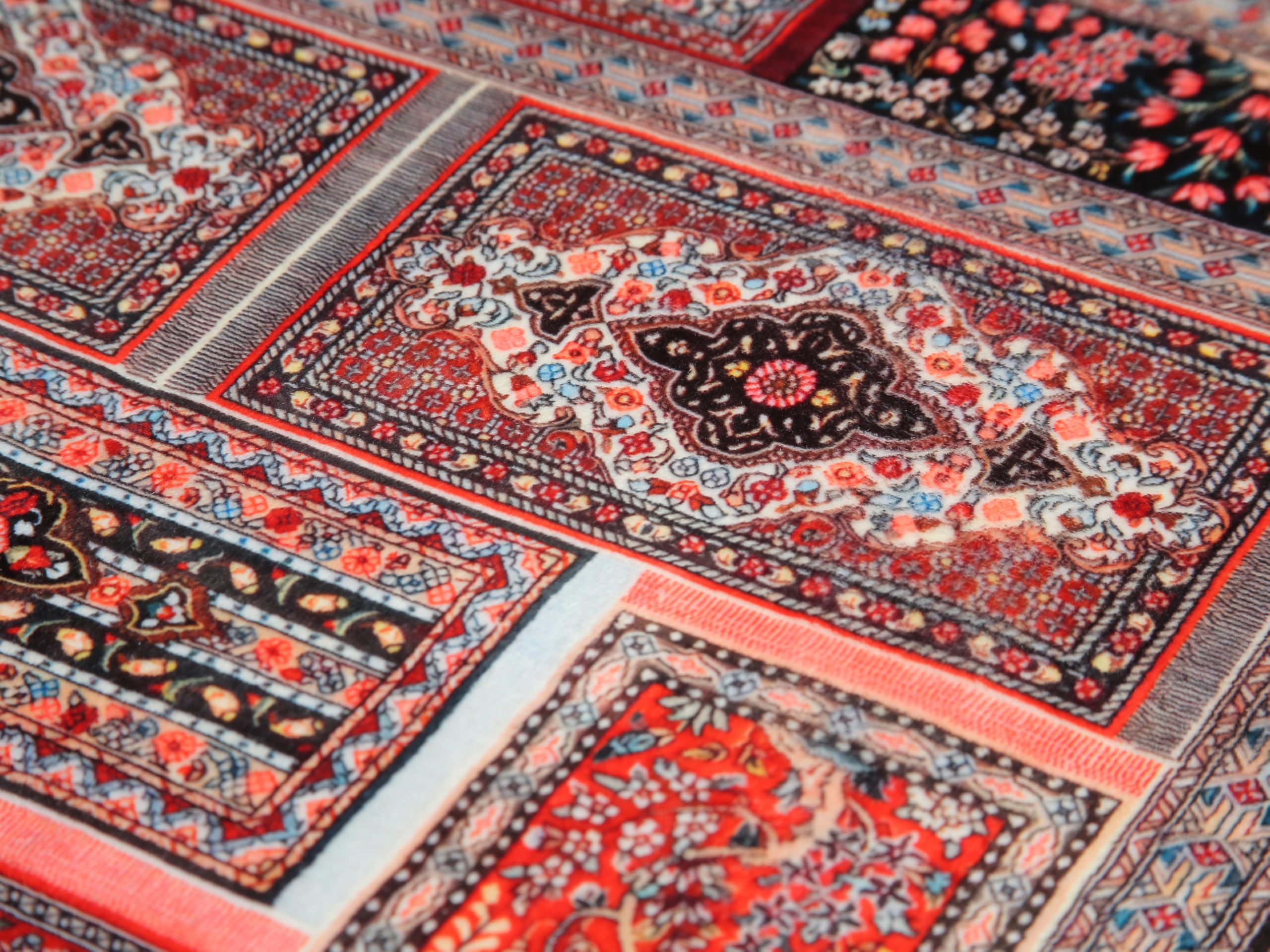 allmode homestyle şekil Tapis de prière à pompons Motif floral Rouge et noir Motif géométrique Tapis turc