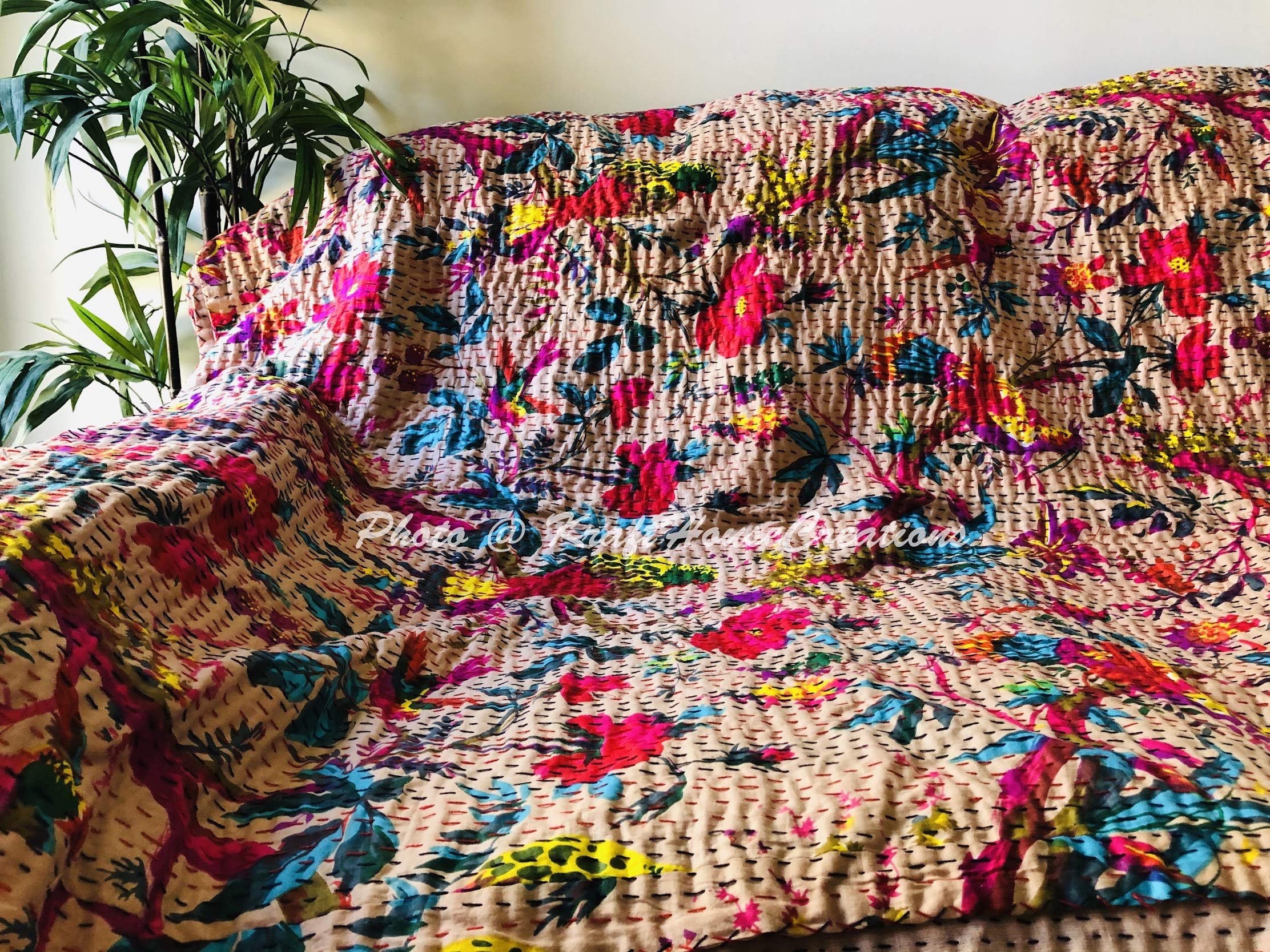 Couvre-lit Kantha fait main en coton indien avec motif oiseaux exotiques pour lit deux places