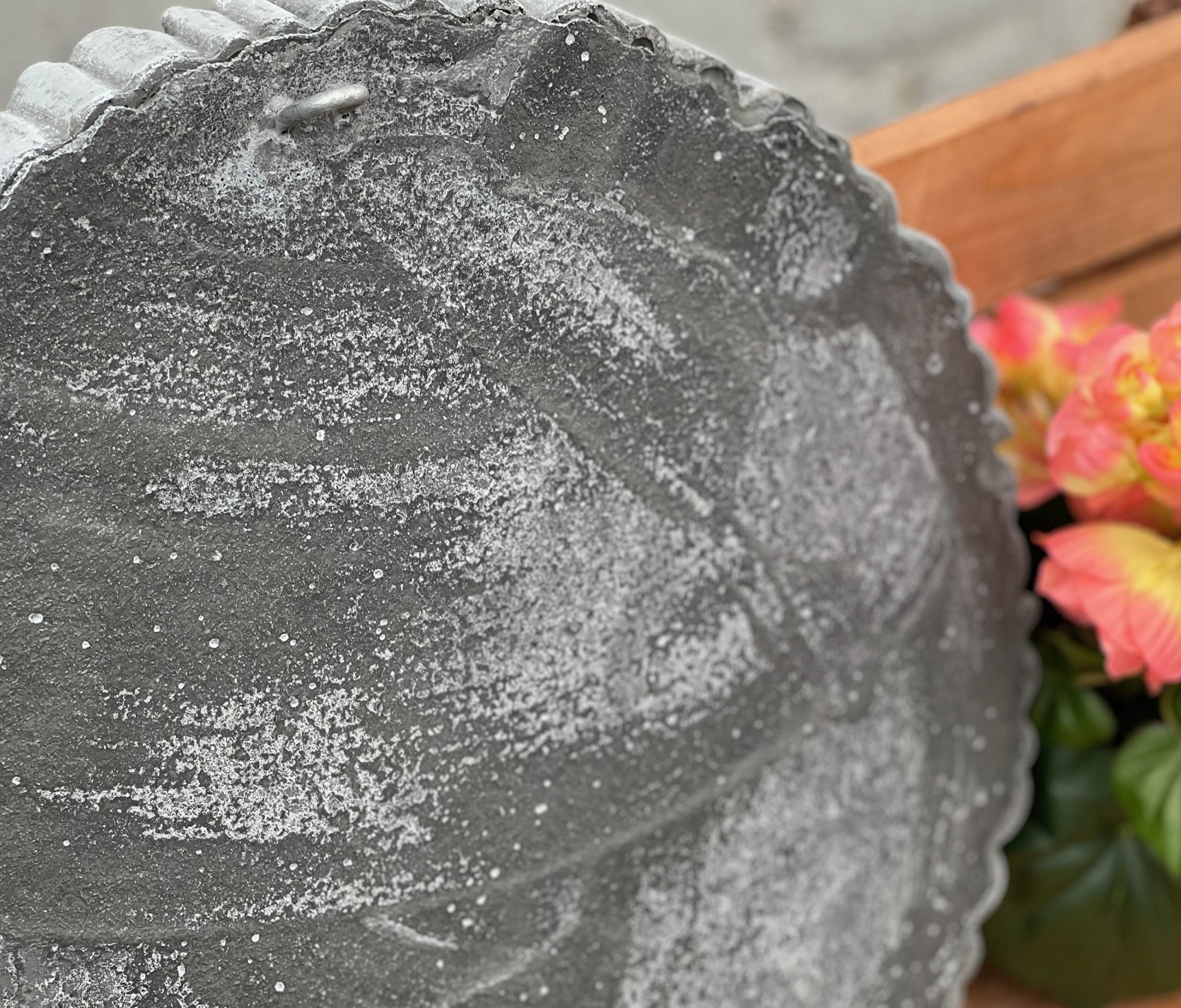 stoneandstyle Wandrelief Mandala rund Seerose frostfest massiver Steinguss ⌀ 33 cm