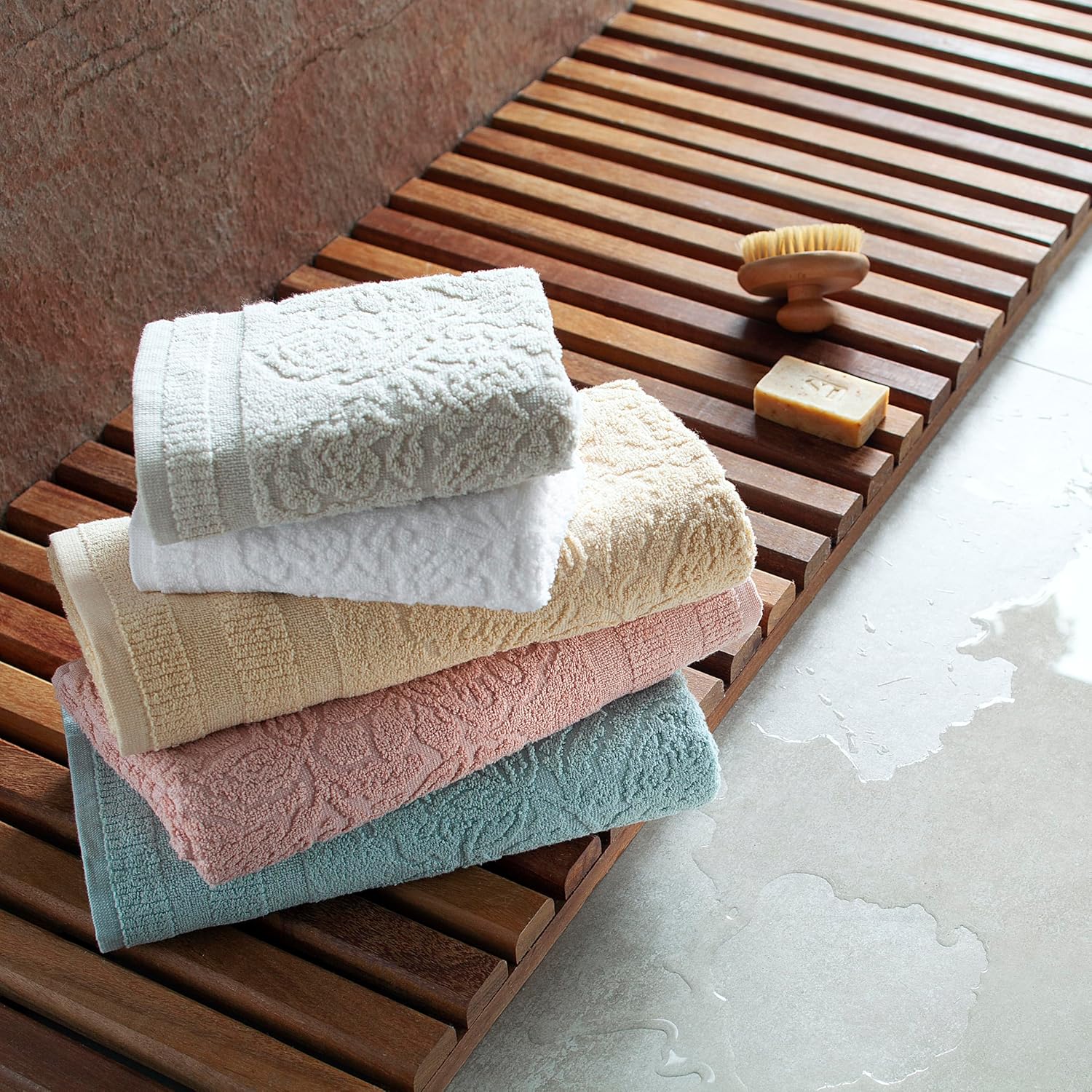 Buddemeyer Jogo de Toalhas Botanique Extra Soft Marfim 5 peças Buddemeyer Jogo de Toalhas Botanique Extra Soft Marfim 5 peças