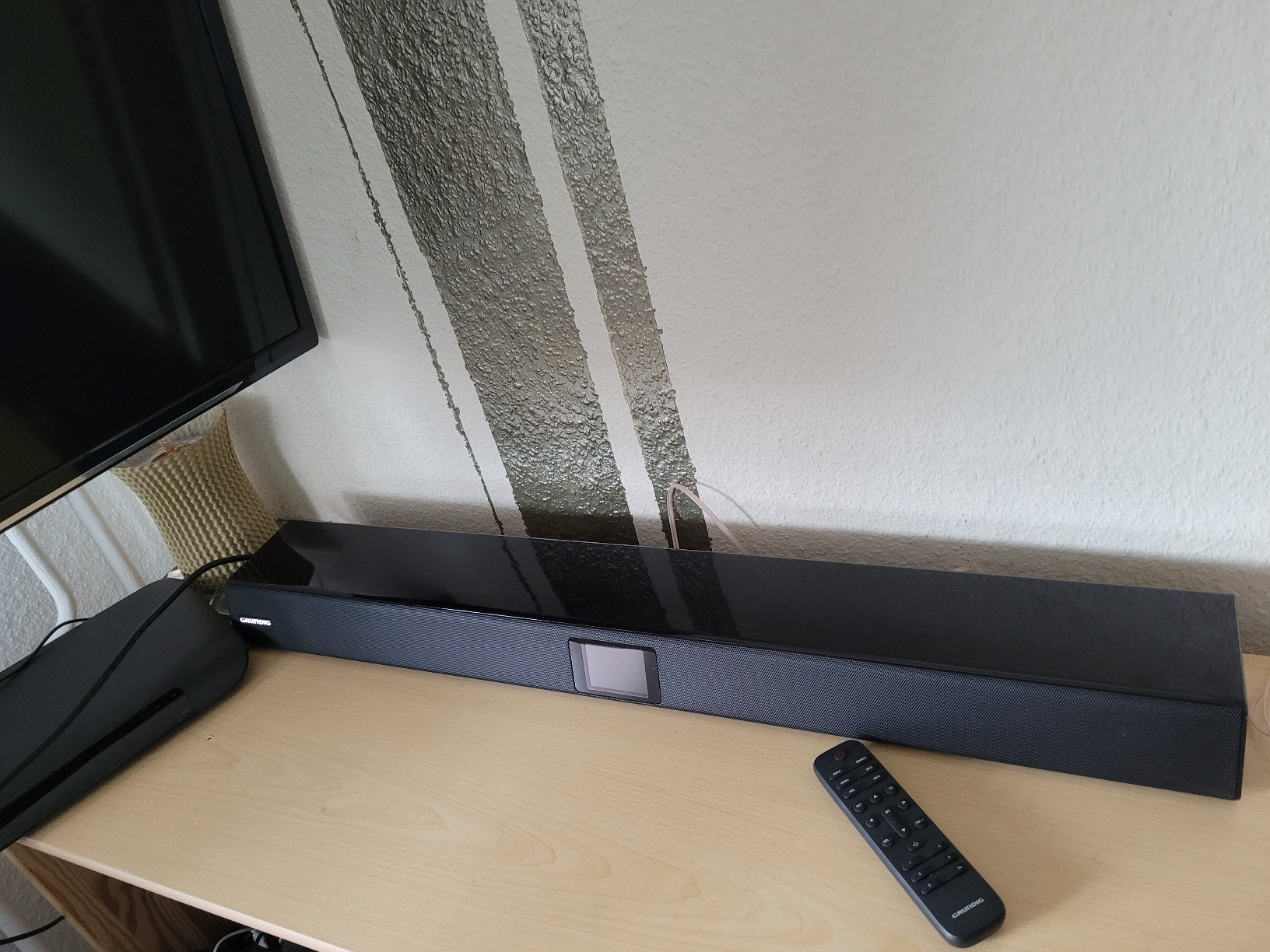 TCNOUMT DSB 1000 Ersatzfernbedienung Passend für Grundig Soundbar DSB