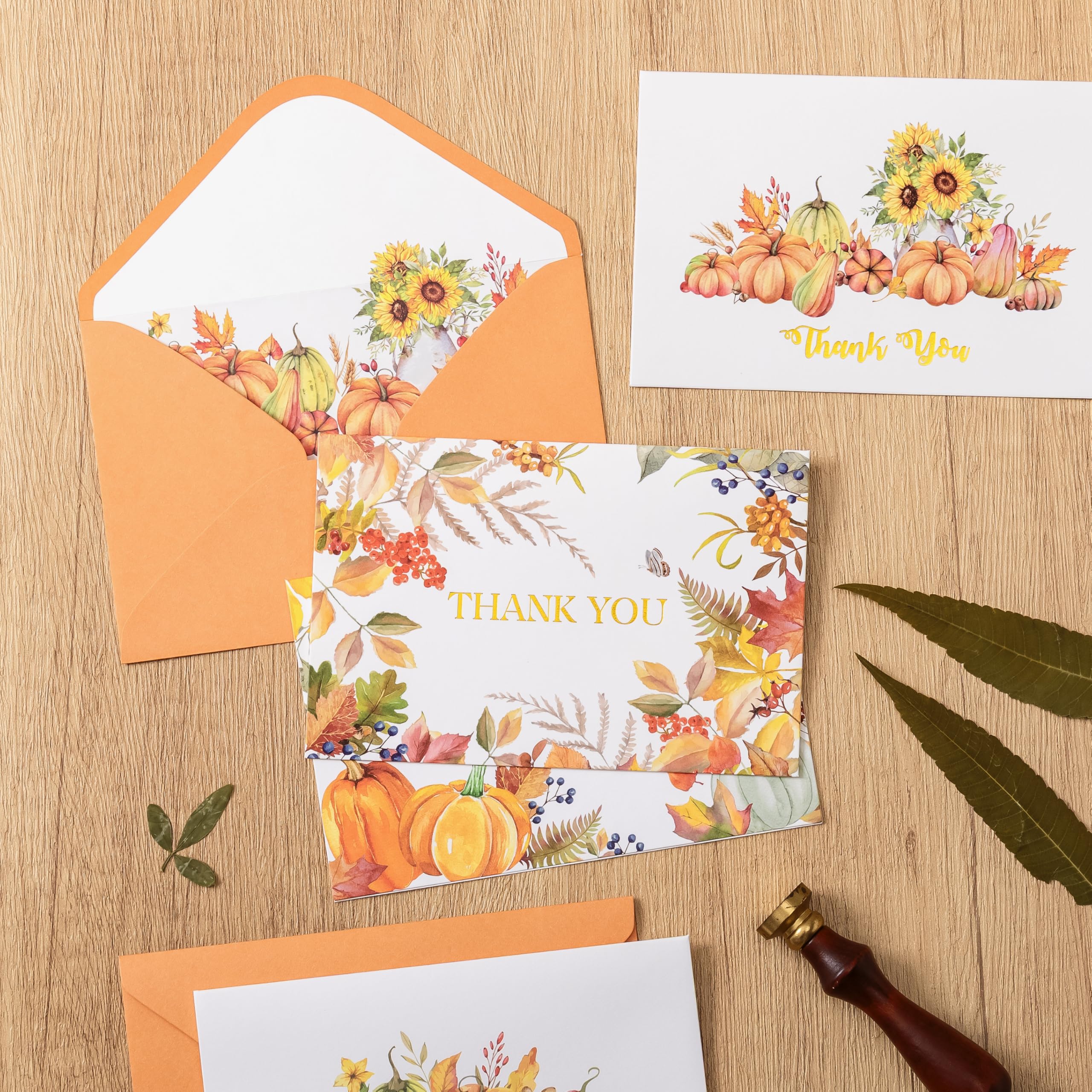 Crisky Lot de 50 cartes de remerciement de mariage d'automne avec enveloppes et autocollants, citrouille, feuilles d'automne vierges pour fête prénuptiale, fête prénatale, Thanksgiving, affaires