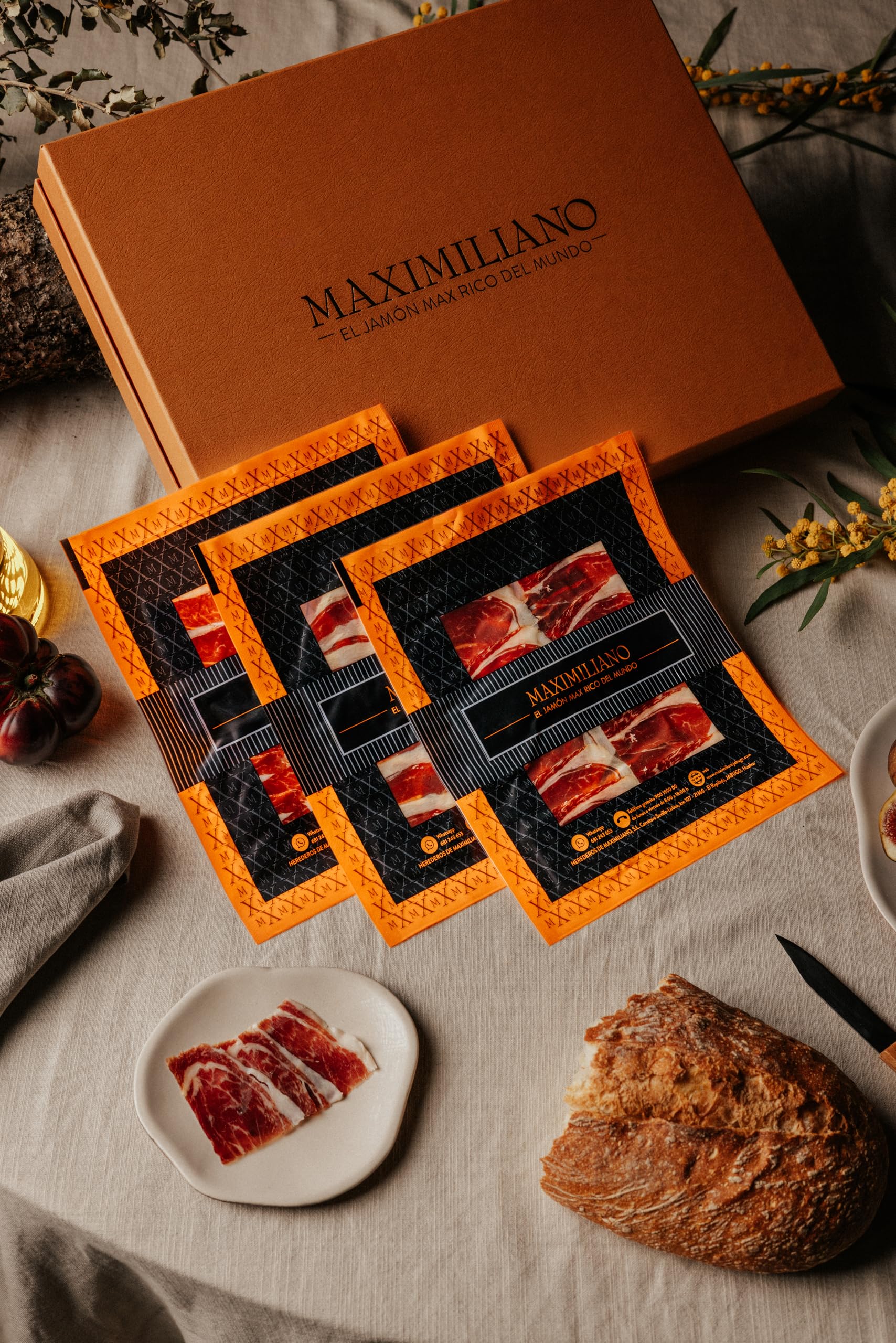 Maximiliano - Paleta Cebo de Campo - Paleta 100% Ibérica - 1 Estuche de 100 gr - Loncheada a Máquina - Exclusiva y Auténtica - Curación 18 Meses - Crianza en Libertad - Origen Sierra de Huelva
