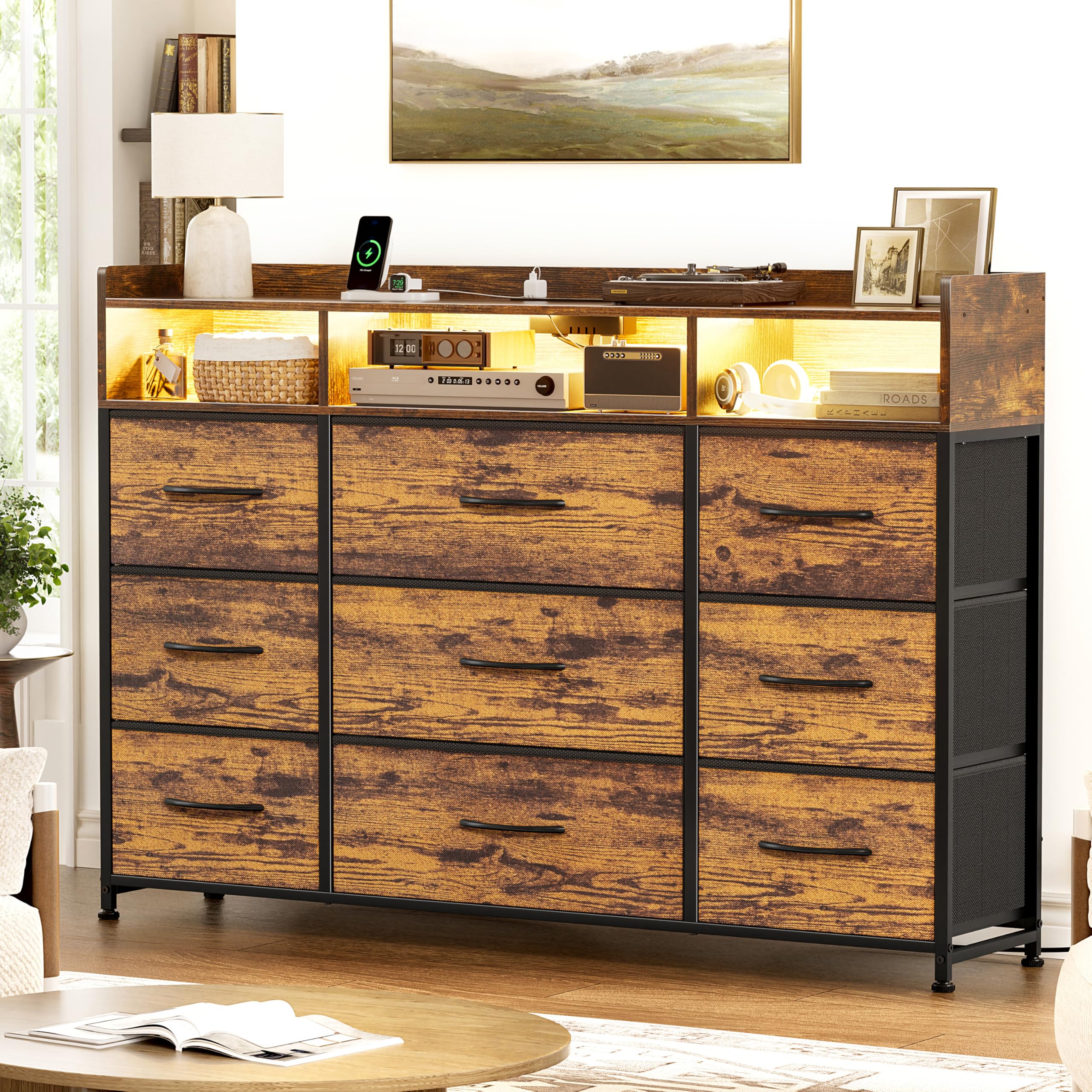 Kommode mit Ladestation und LED-Beleuchtung, TV-Kommode mit 9 Stoffschublade, Aufbewahrungsschrank mit Holzplatte für Schlafzimmer, Wohnzimmer, Flur, Rustikbraun