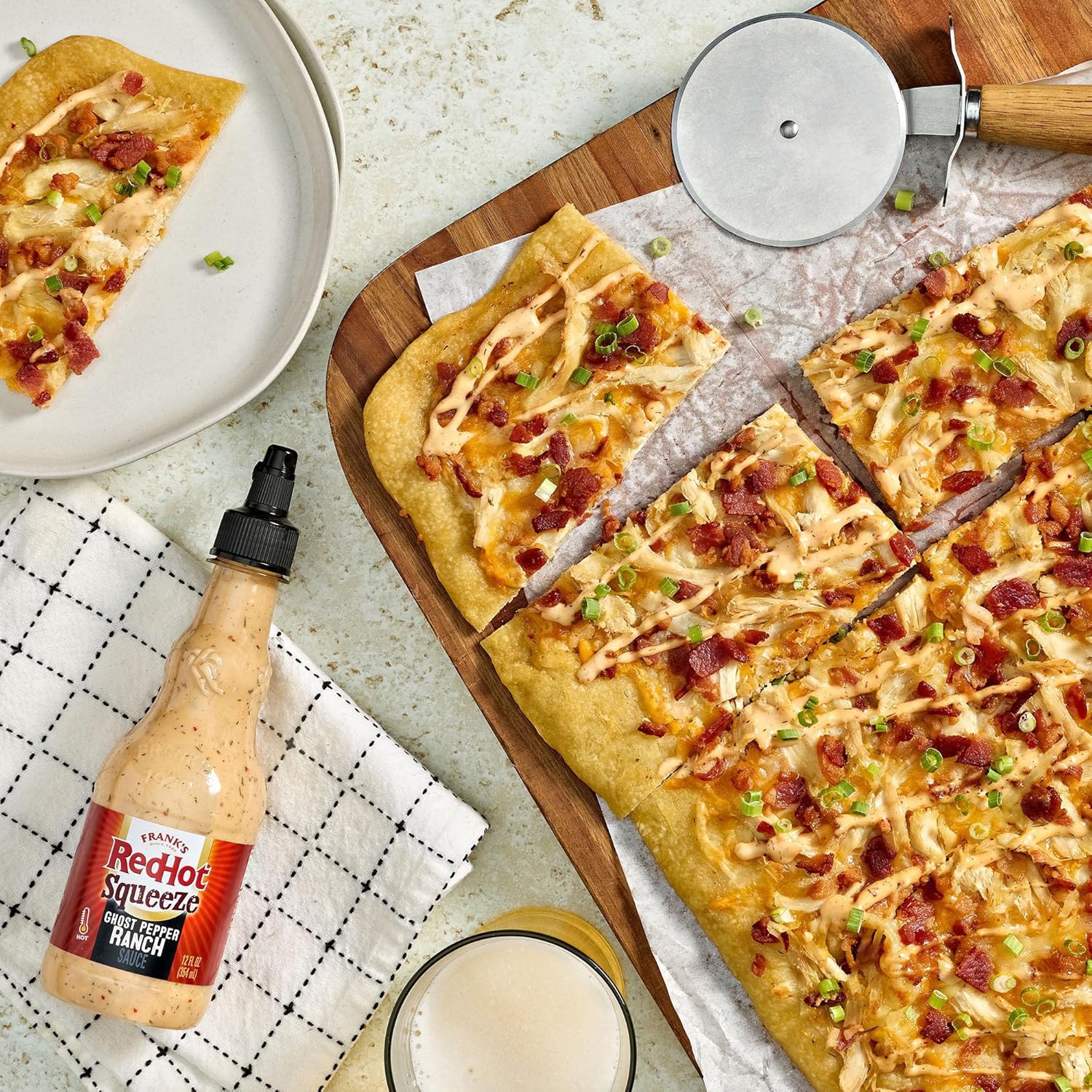 Frank’s RedHot Hot Sauce, Ghost Pepper Ranch, Squeeze Bottle, Hot Heat, Ghost Pepper Heat and Cool, Creamy Ranch, Squeeze On Burgers, Pizza, Salads, Sandwiches, Wraps, Dip with Veggies, Chicken Tenders, and Fries, 12 fl oz (Pack of 6)