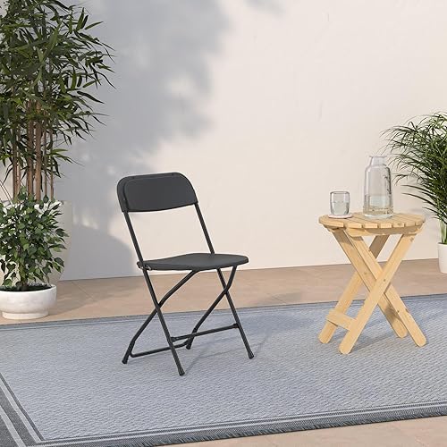 Miniatura 29 de EMMA + OLIVER Juego de 10 sillas plegables de plástico, capacidad de peso de 650 libras, silla plegable apilable ligera en color rojo