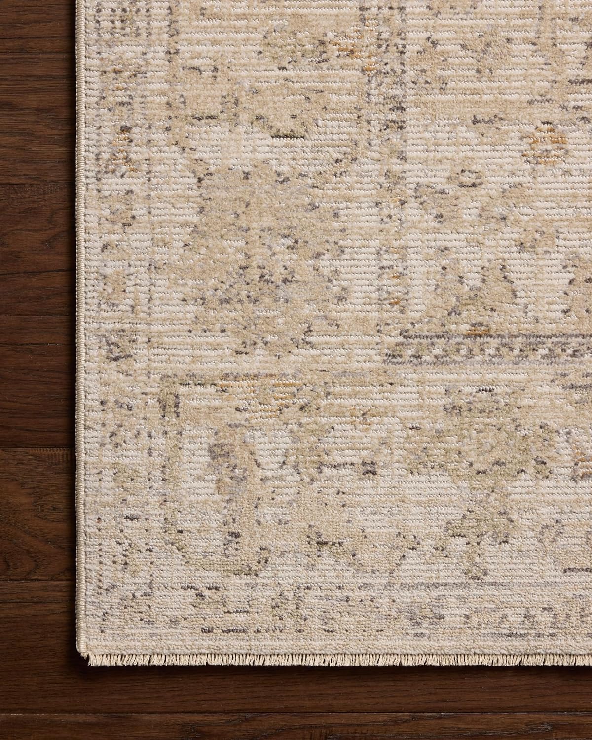 Loloi Milena Collection MLE-08 Ivory/Sand 2'-0" x 3'-0" Accent Rug