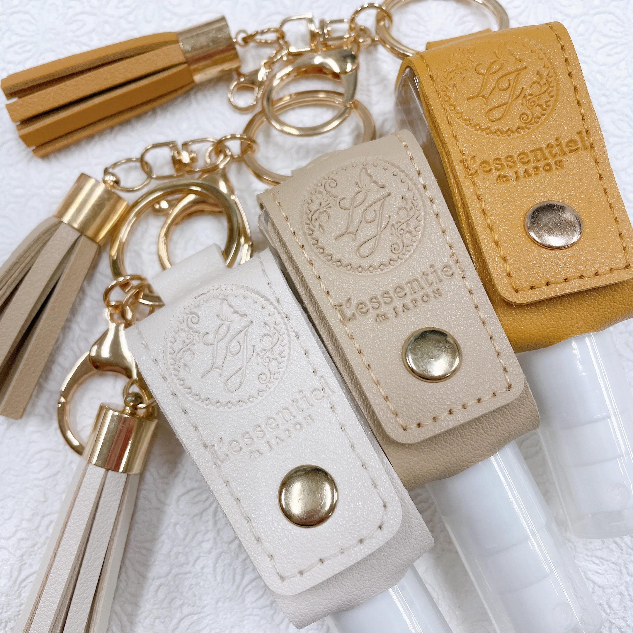 50個 スプレーボトル キーホルダー付き 詰め替えボトル 30ML スプレーボトル イニシャル 母の日 詰め替えボトル スプレー