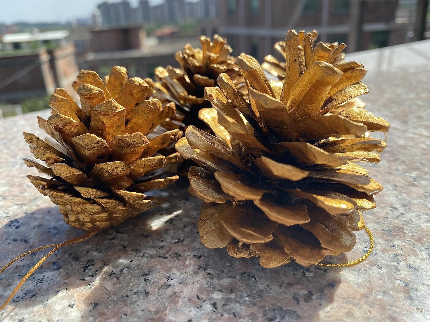 VERIMP Pine Cones, Natural Pinecones for Christmas & Halloween Decor (16PCS, 1.97" - 2.95", Brown, Pine Material)