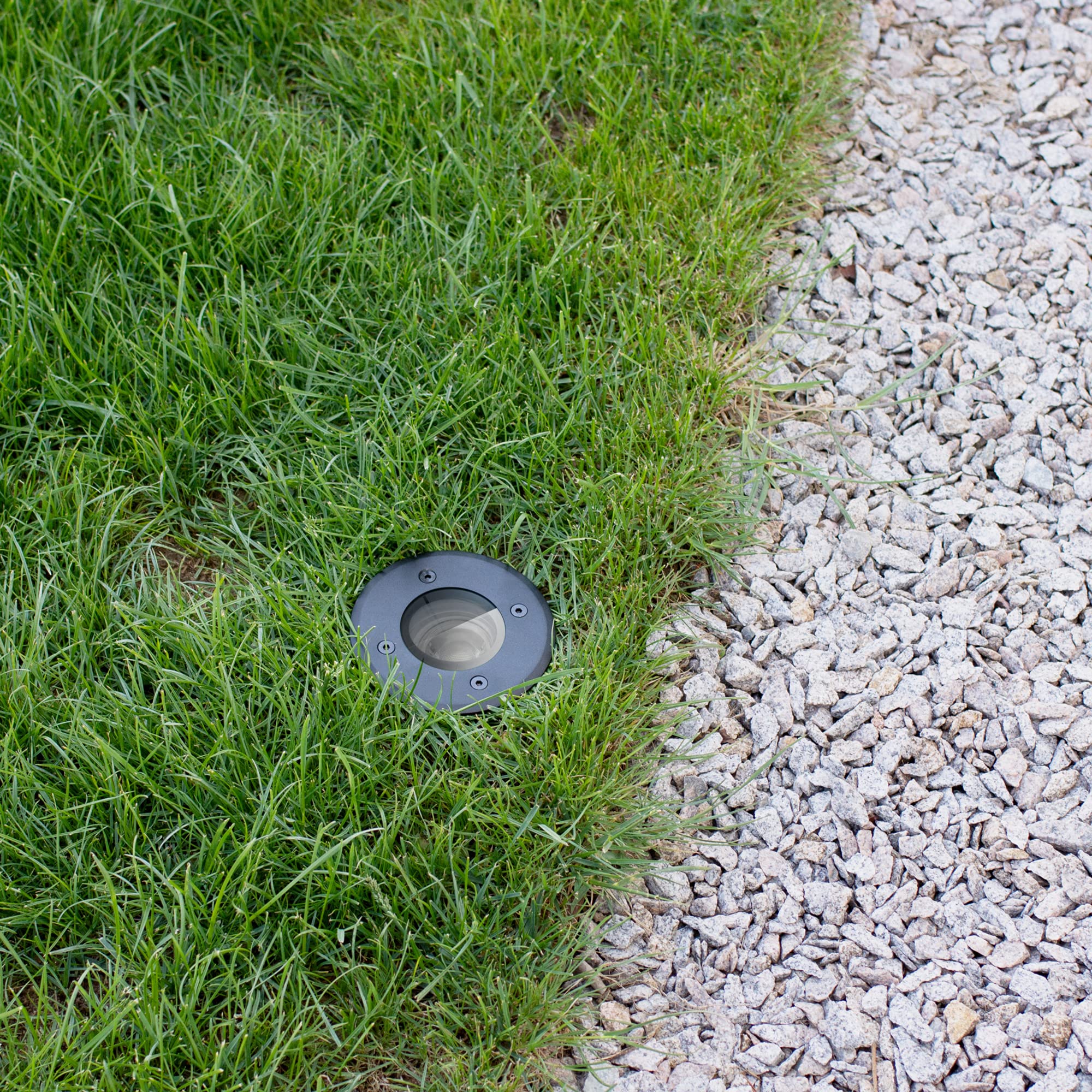 linovum BORU Bodeneinbaustrahler 4er Set schwarz Smart GU10 WLAN RGBW IP67 | Vier befahrbare Bodenstrahler bis 500kg - per App & Alexa steuerbar, RGB-Farblicht, für Garten & Wege, IP67, inkl. LED