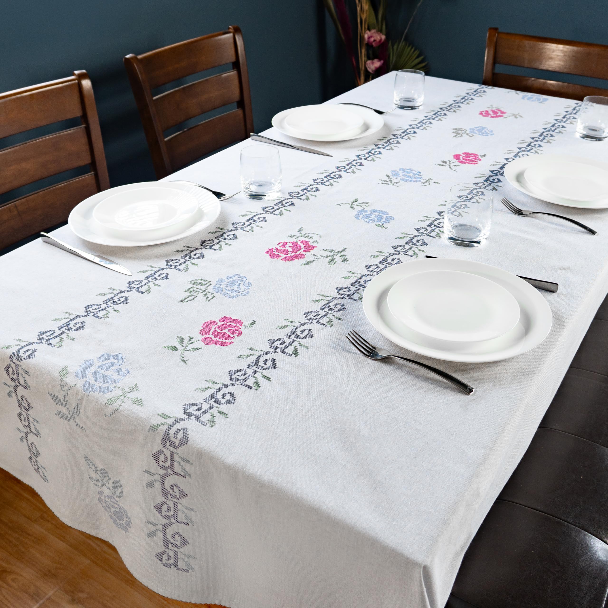 RUSTIQUE LINENS 2–4 Seater Embroidered Cotton Tablecloth, Linen-Look Washable Table Cloth for Square Dining Table, 150 x 150 cm, Decorative Dining Table Cover, Vintage Bloom — image 1