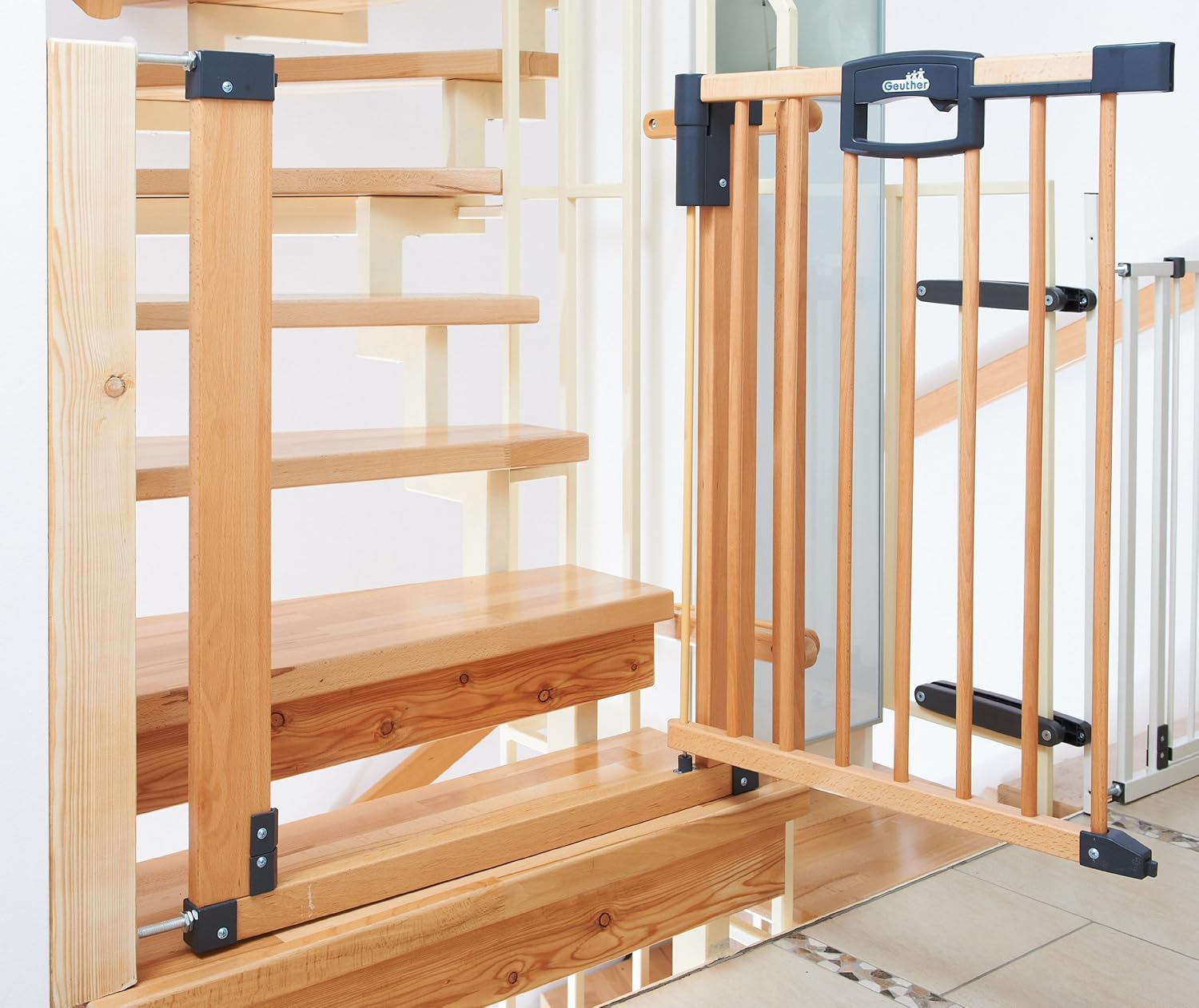 Geuther Easylock Natur Barriere De Securite Pour Escalier 80 5 A 5 Cm Amazon Fr Bebe Et Puericulture