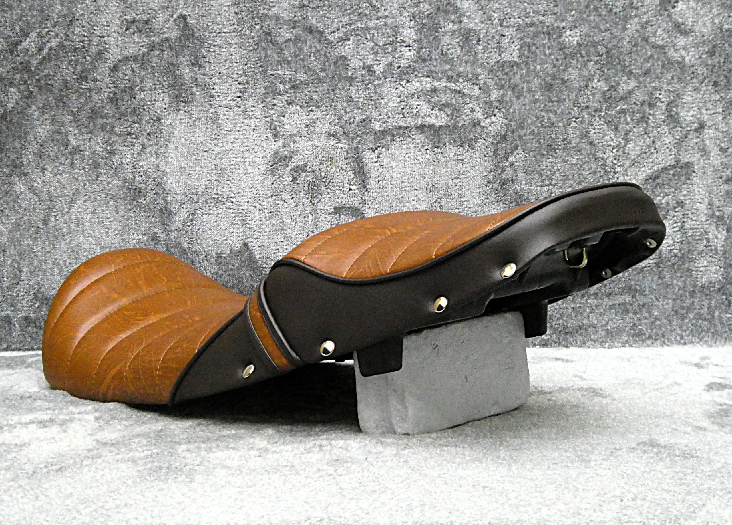 CB400SFスーフォア NC39 NC42 タックロール シート 茶