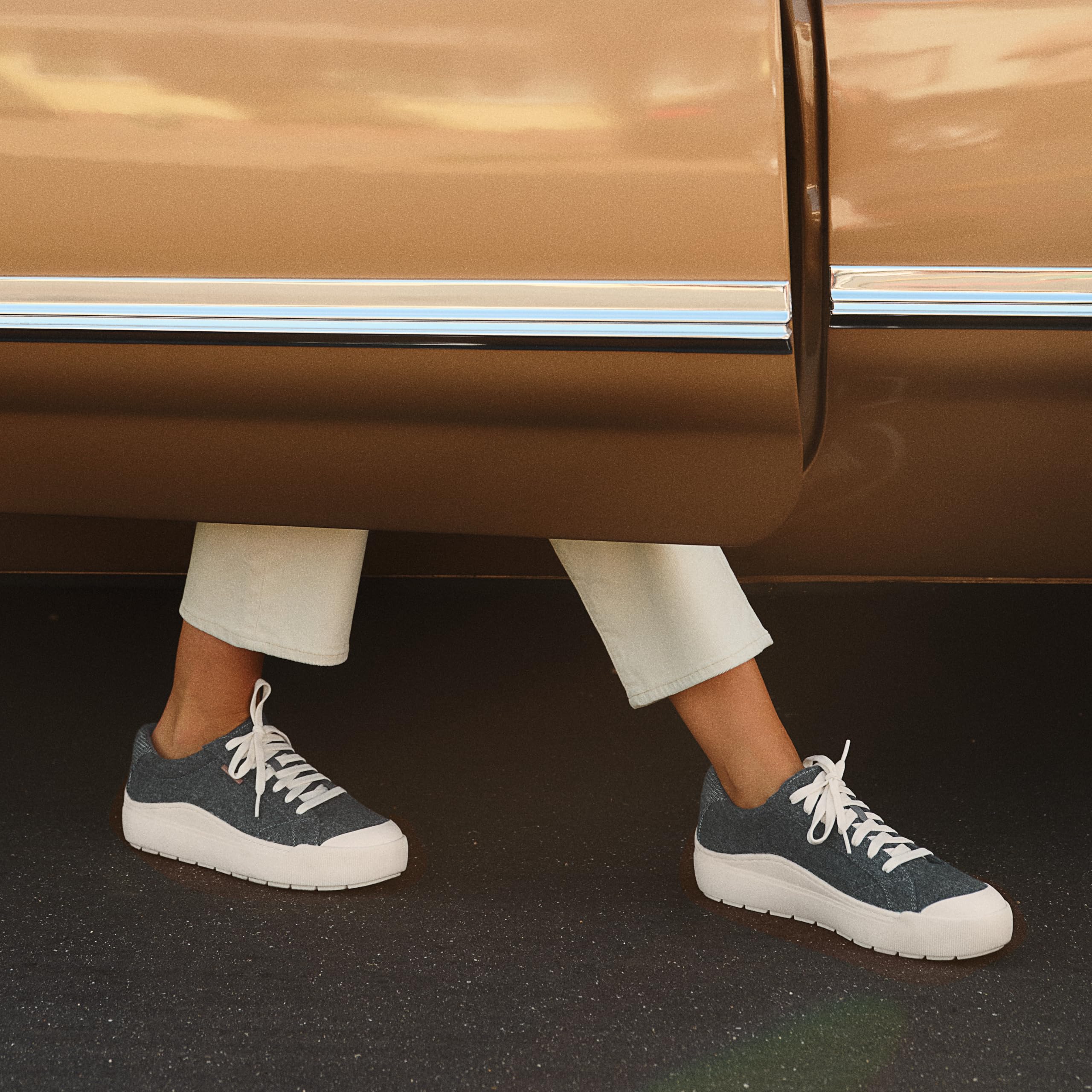 Dr. Scholl's Women's Time Off Sneaker Sneaker White 7 M