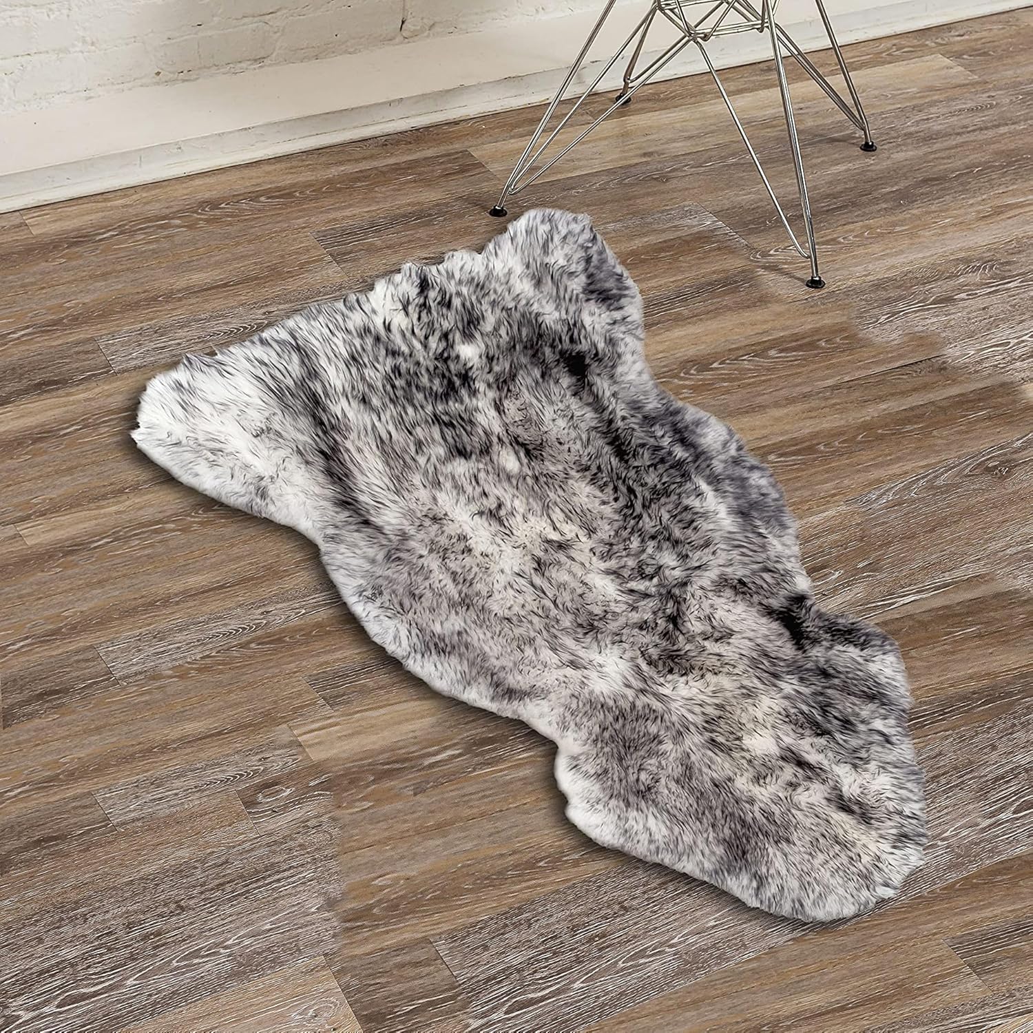Natural Sheepskin Rug with Thick and Lush 2.5 Inch Pile | Hypoallergenic Sheep Fur Rug with Anti-Skid Back L Sheepskin Wool Area Rugs, Black, 2 ft x 3 ft