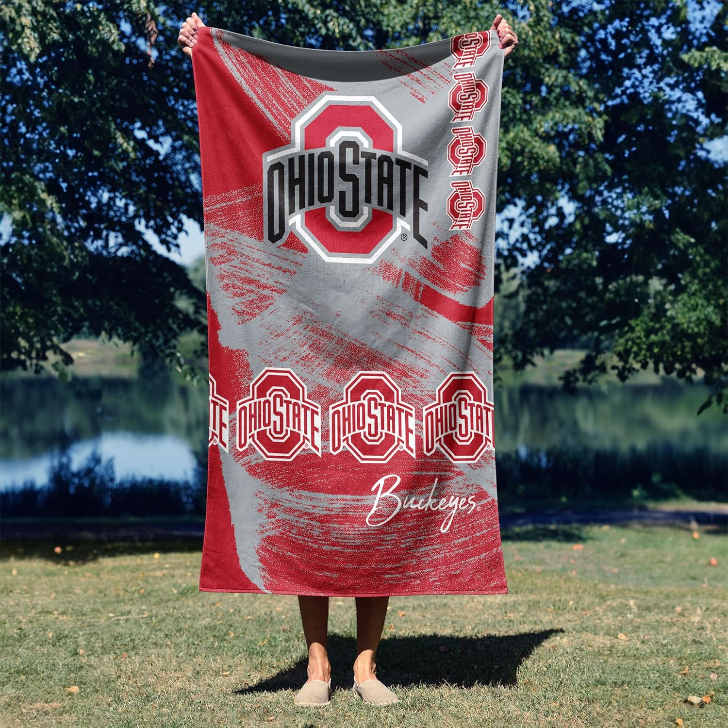 Northwest NCAA Oversized Microfiber Beach Towel, 40 x 72 Inches – Quick Dry, Sand Resistant, Lightweight, Absorbent - Image 5