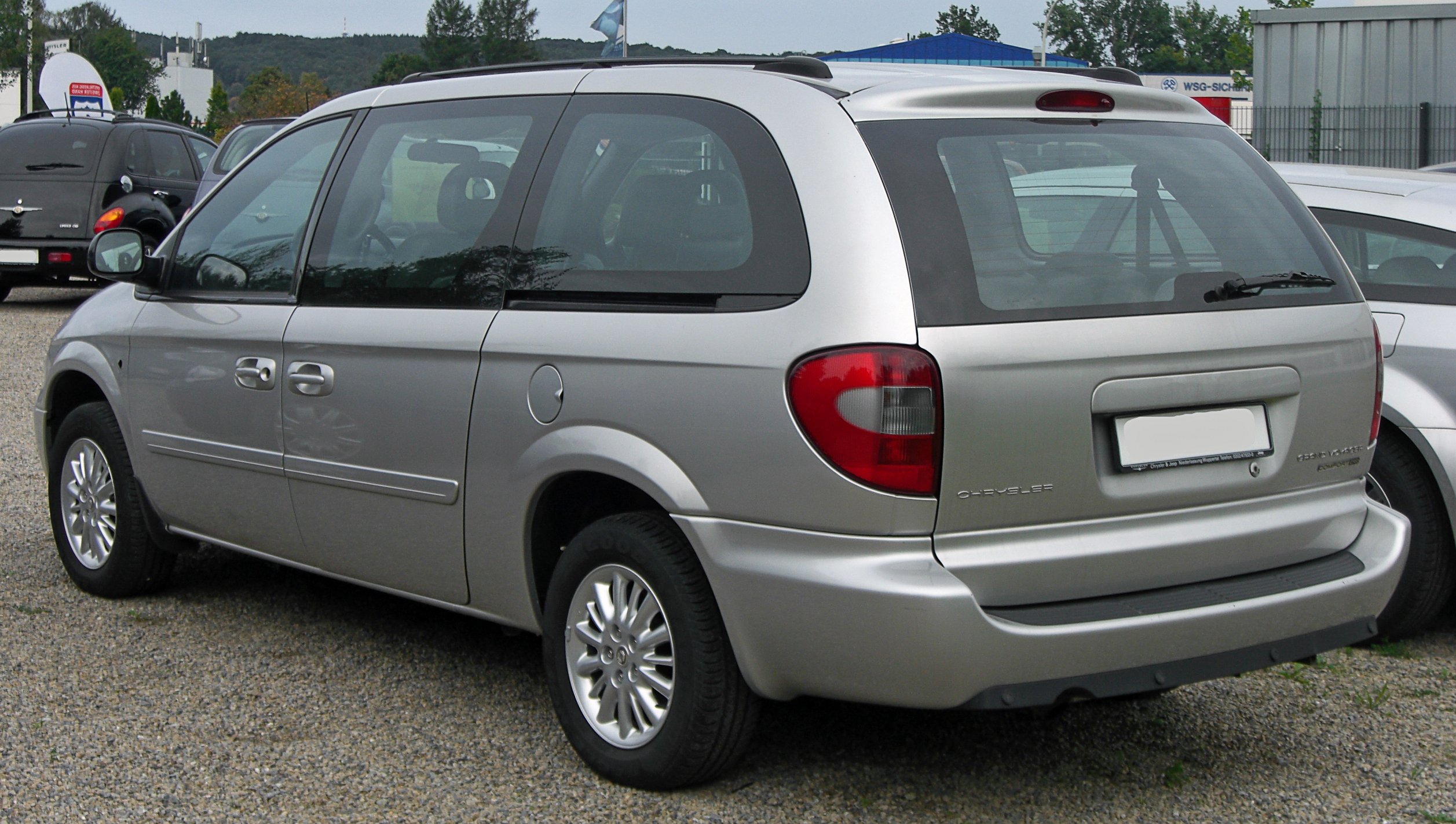 Arrow Chrysler Grand Voyager Dog Cachorro de mascota inclinado para el coche, jaula de entrenamiento de viaje (doble)