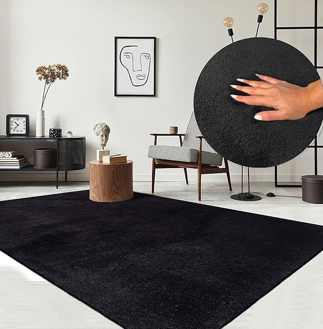 the carpet Area rug for living room or bedroom in Black 60 x 110 cm | washable up to 30 degrees | non-slip underside | modern and soft short pile rug | rectangular - RELAX rug