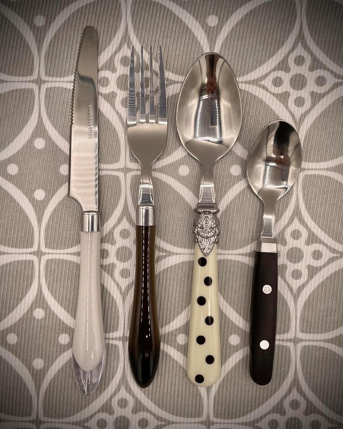 The Original Brink House Eclectic Black & White Mix & Match Stainless Steel Cutlery Set / 16 pieces with Metal Stand/Lifestyle utensils set for home, first apartment, dorm, dinner parties