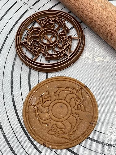 Miniatura 5 de Cortador y molde de galletas Red Wolf Fenrir Viking Shield de 4 pulgadas producido por 3D Kitchen Art