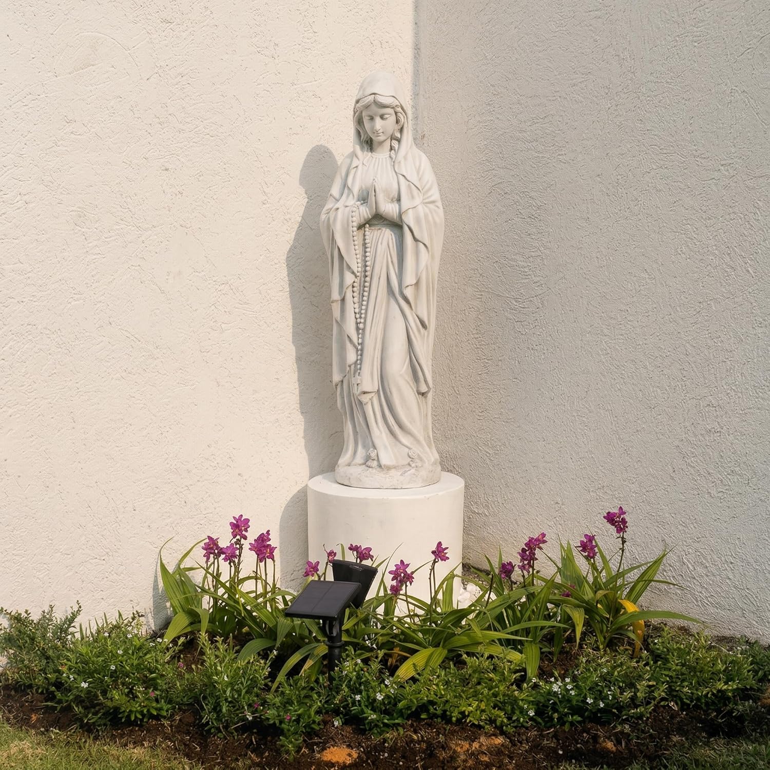 Virgin Mary Praying Statue 29.3 Inch Tall Religious Magnesium Oxide Stone Decorations Statue Outdoor Garden Clearance for Home Lawn Yard Patio Hallway Decor Sculpture