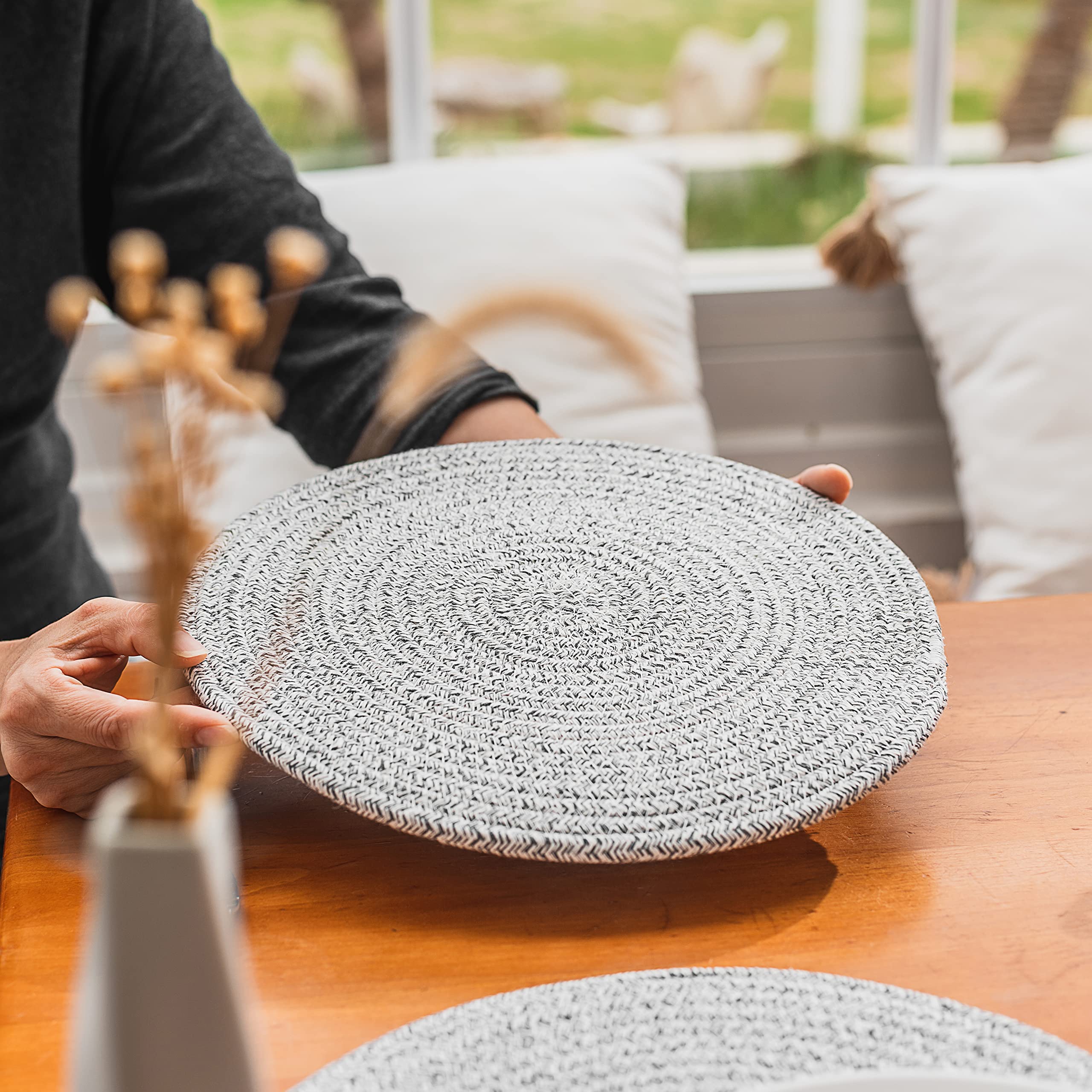 Round Placemats Set of 4, White Placemat-Woven Cotton Rope Chargers for Dinner Plates Non-Slip, Heat Resistant Table Decor - Image 4
