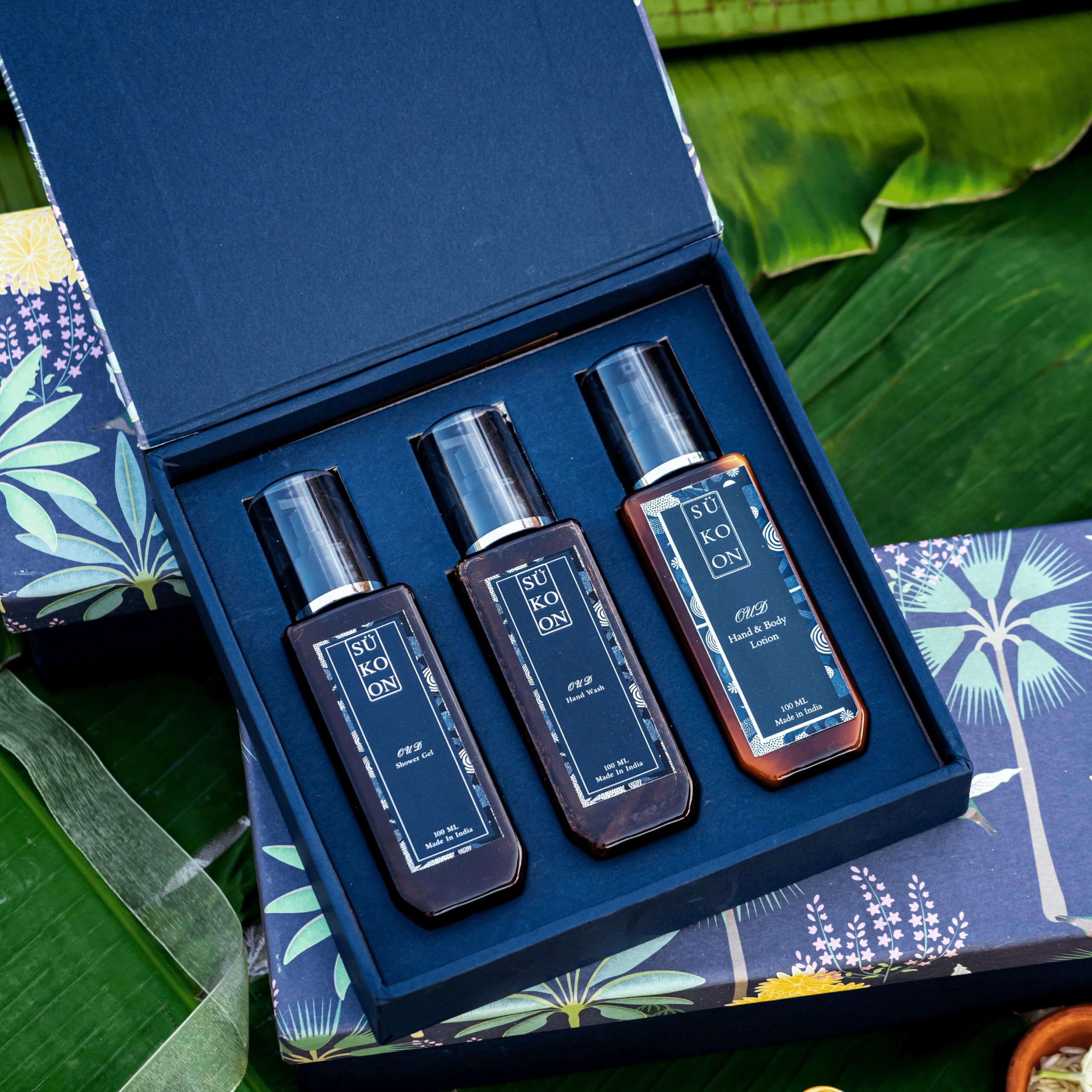 sükoon Sukoon Small Oud Gift Box | 100 ml oud shower gel | 100 ml oud hand wash | 100 ml oud hand & body lotion| Perfect for Gift to Friends/Relatives (Pack of 3, 300ml)-picture-14