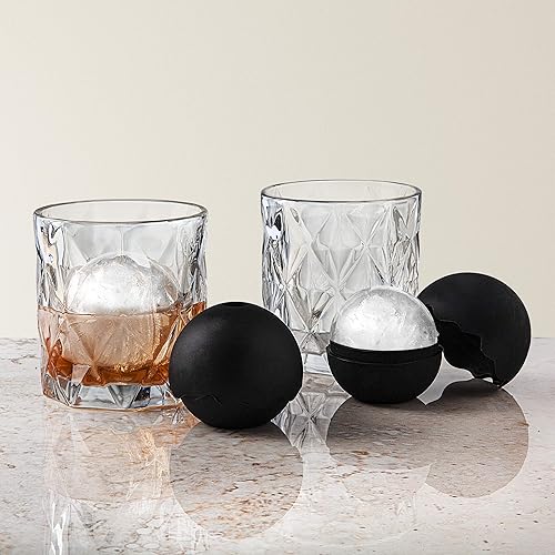 Miniatura 3 de Godinger Vasos de whisky Barware Old Fashion con 2 moldes de bolas de hielo de whisky refrigerado, juego de 2