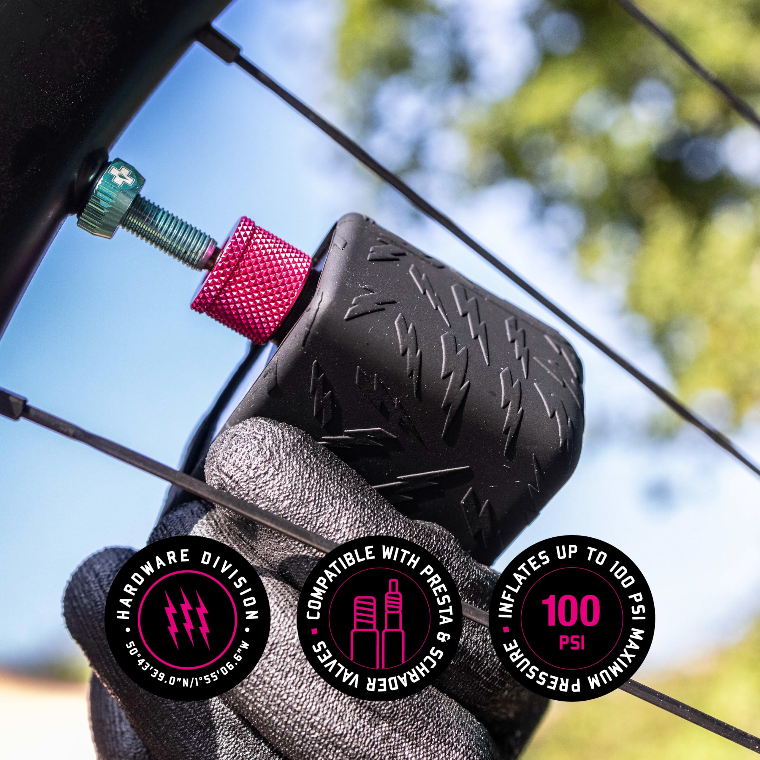 Muc-Off Airmach Mini Gonfleur Électrique - Presta & Schrader - Pompe à Vélo Compacte avec Charge USB-C, Noir