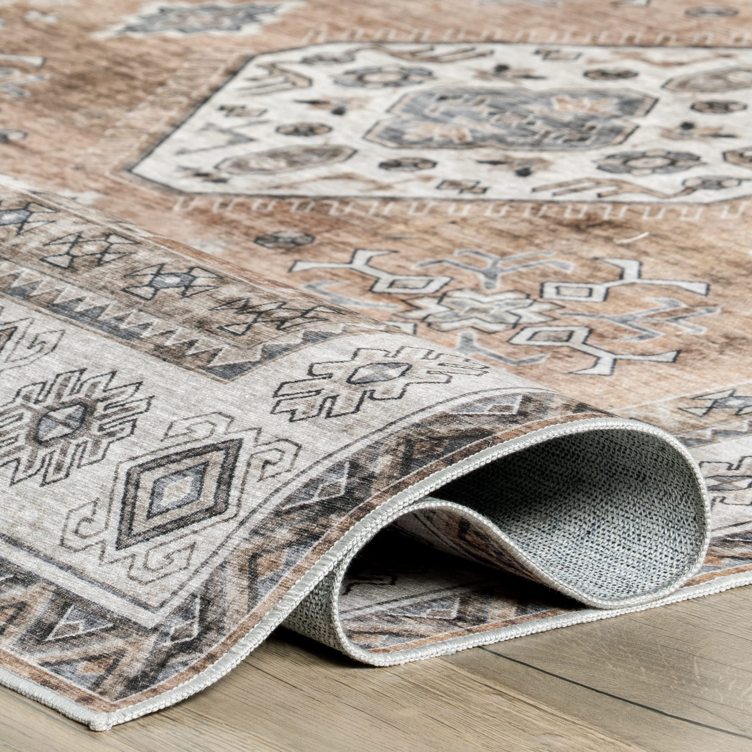 nuLOOM Evelina Traditional Stain Repellent Machine Washable Area Rug ...