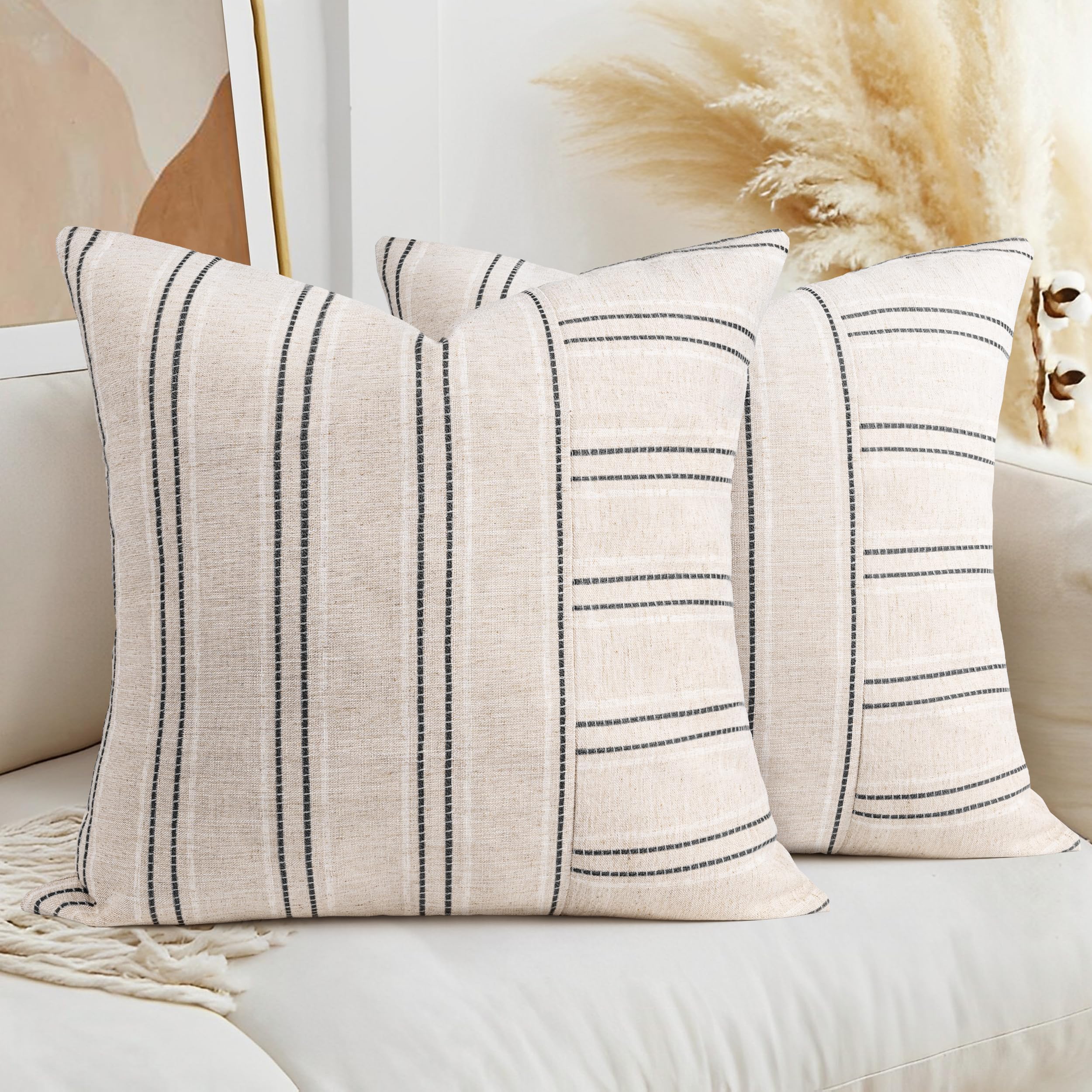 Housse de coussin 66x66 cm beige lavable pour protéger et embellir les coussins de salon