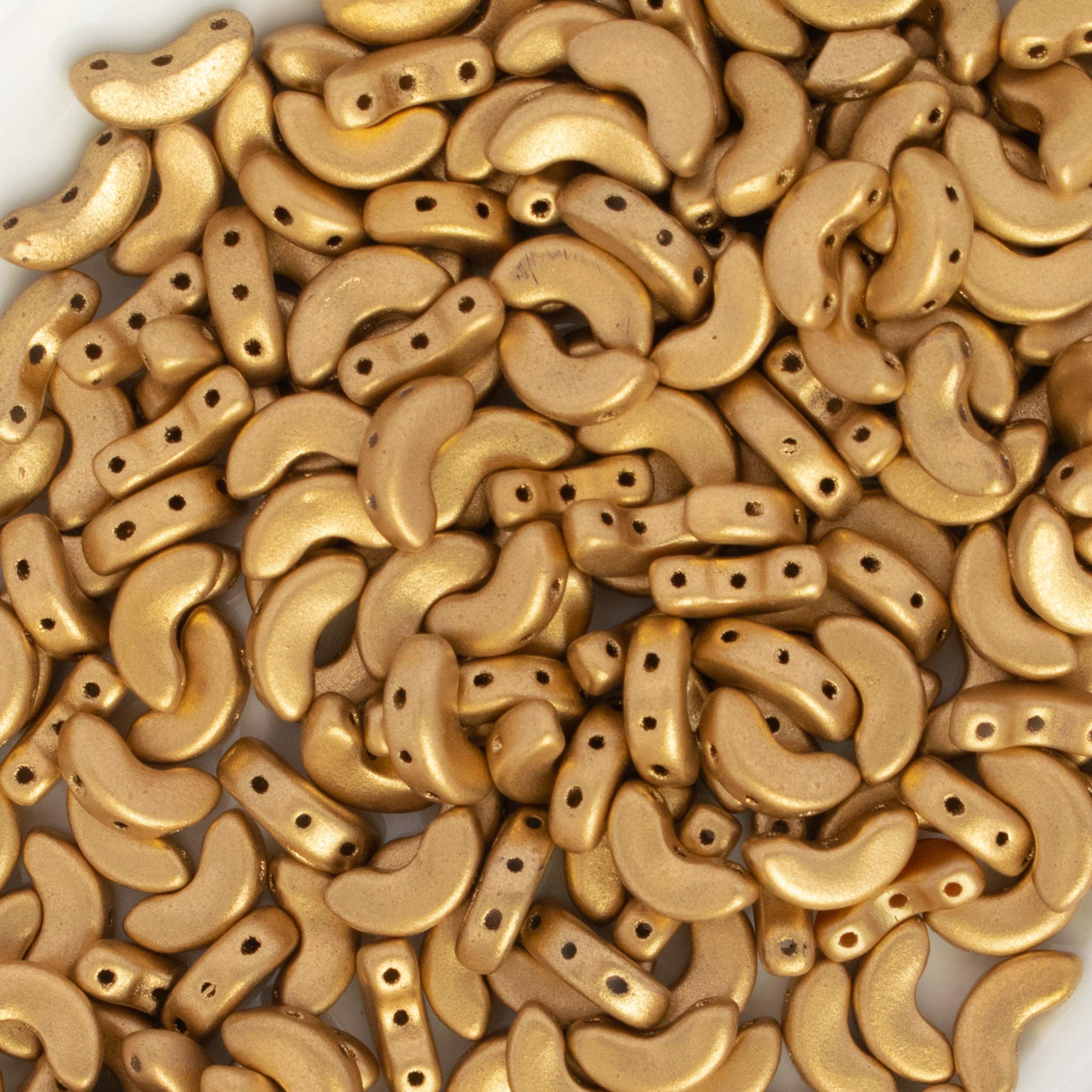Les perles par Puca, Arcos par Puca Beads 10 x 4 mm, Crystal Gold Matt Metallic (5g), Three Hole Arc/Crescent Shaped Beads from France for Jewellery Making, Beading, Embroidery, Art and Craft