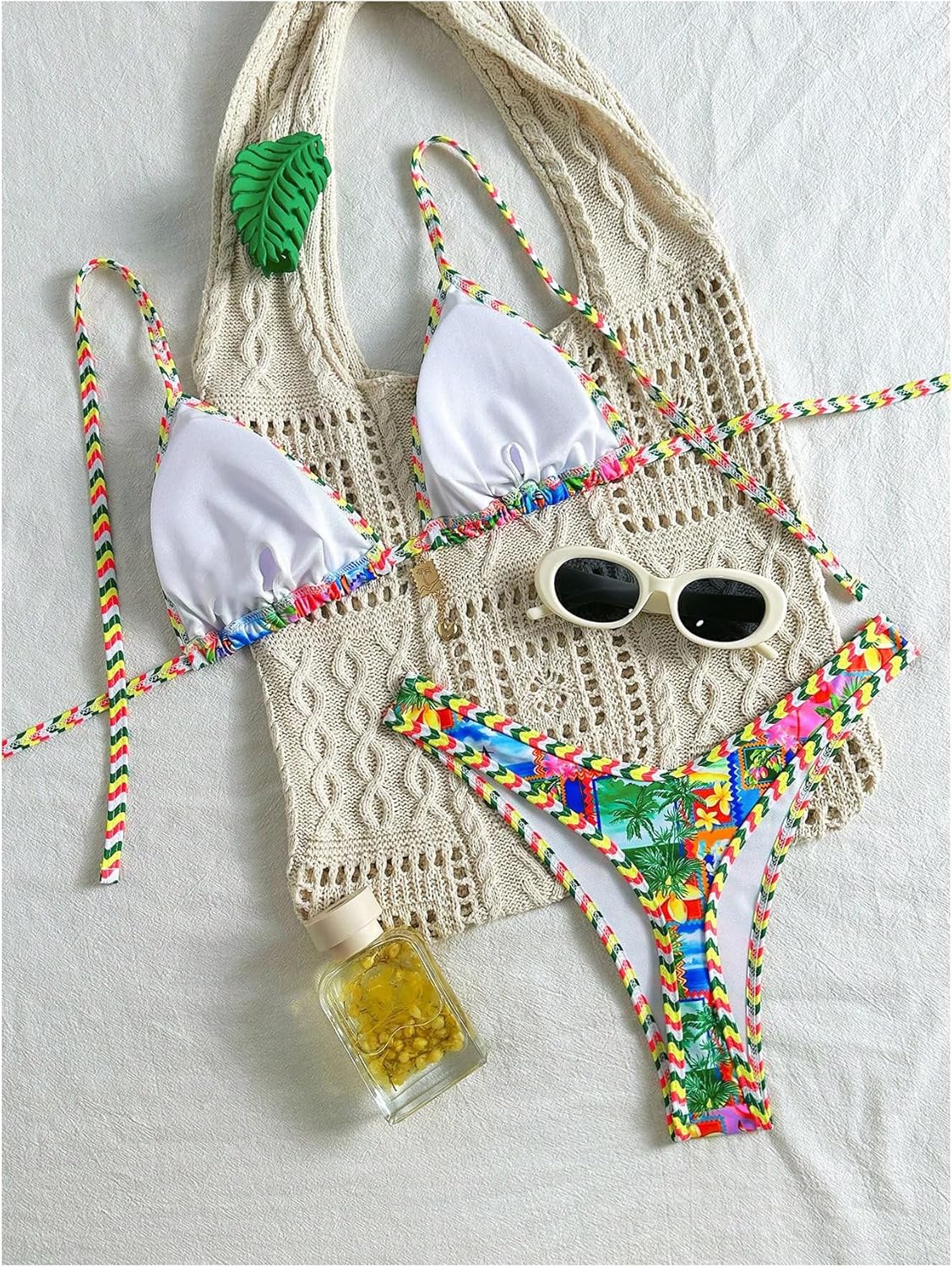 WDIRARA Women's 2 Piece Tropical Graphic Thong Bikini Set Triangle String Swimsuit High Cut Bathing Suit - Image 2