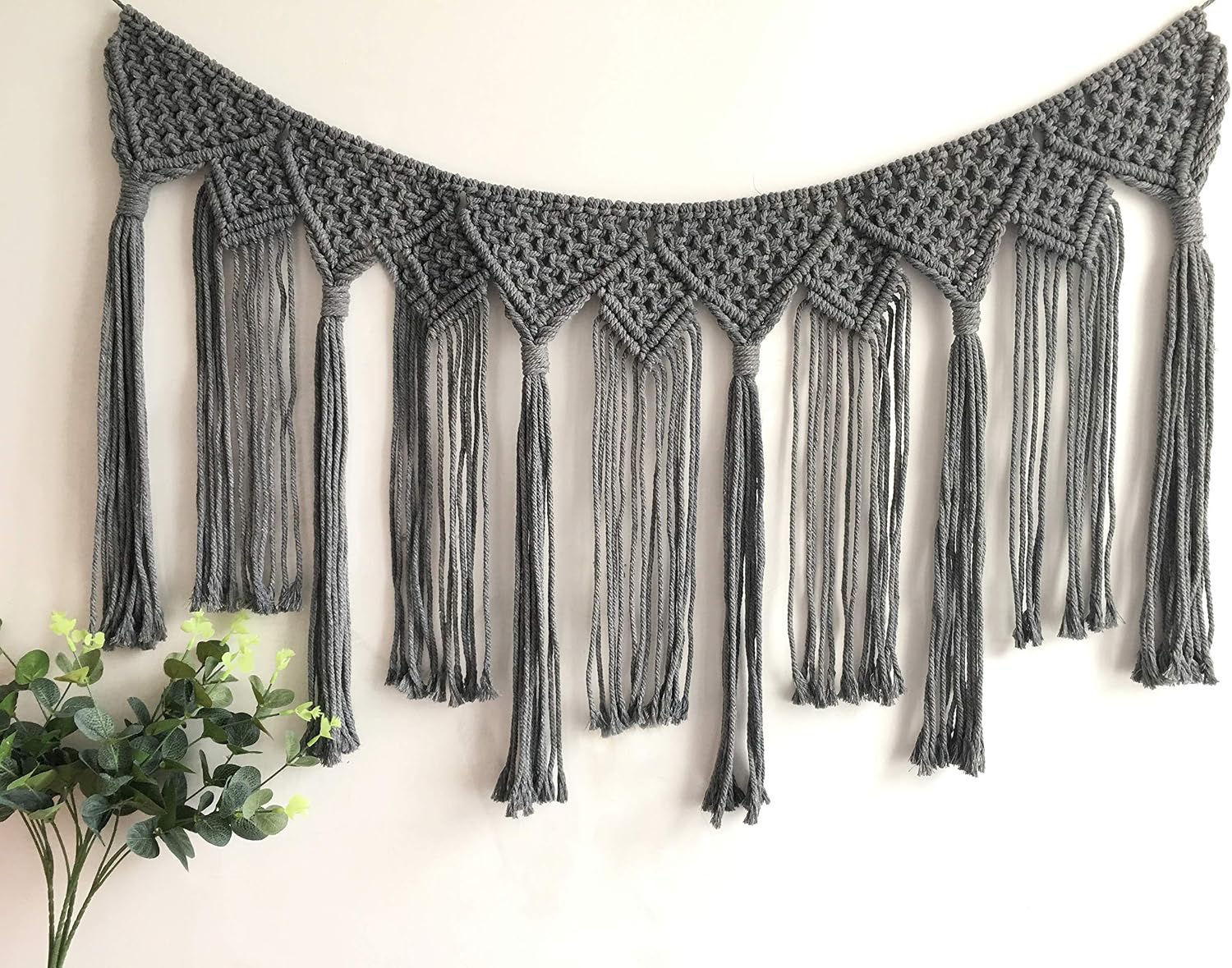 Youngeast Handmade Boho Macrame Wall Hanging Home Décor Woven Tapestry 39.5 x 15.7 Inches