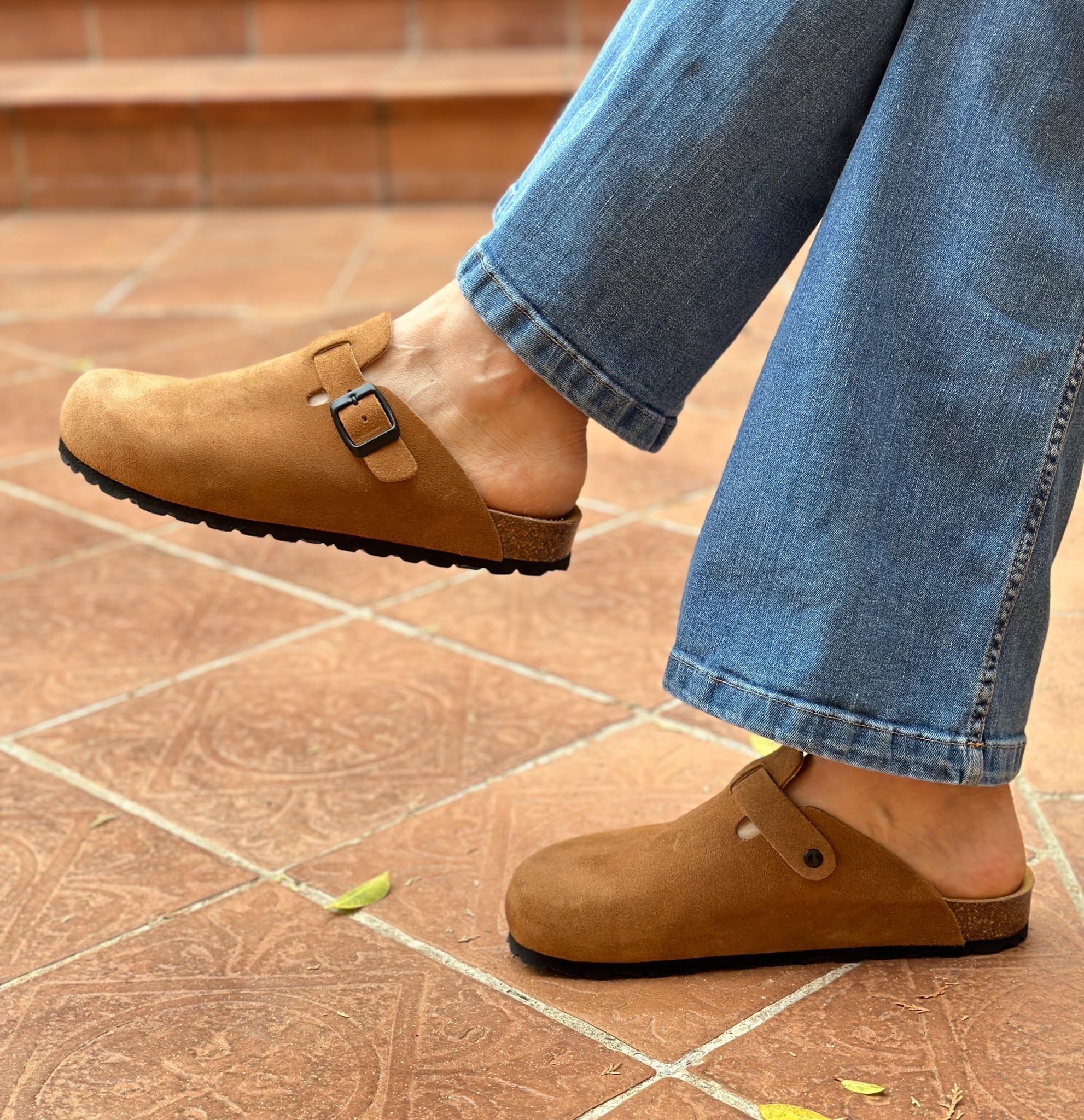 Zoccoli in Pelle con Sottopiede in Sughero, Vera Pelle, Sughero Naturale, Fibbia Regolabile al Piede, Sabot Uomo/Donna, Suola Antiscivolo in Eva, Sandali di qualità Made in Spain