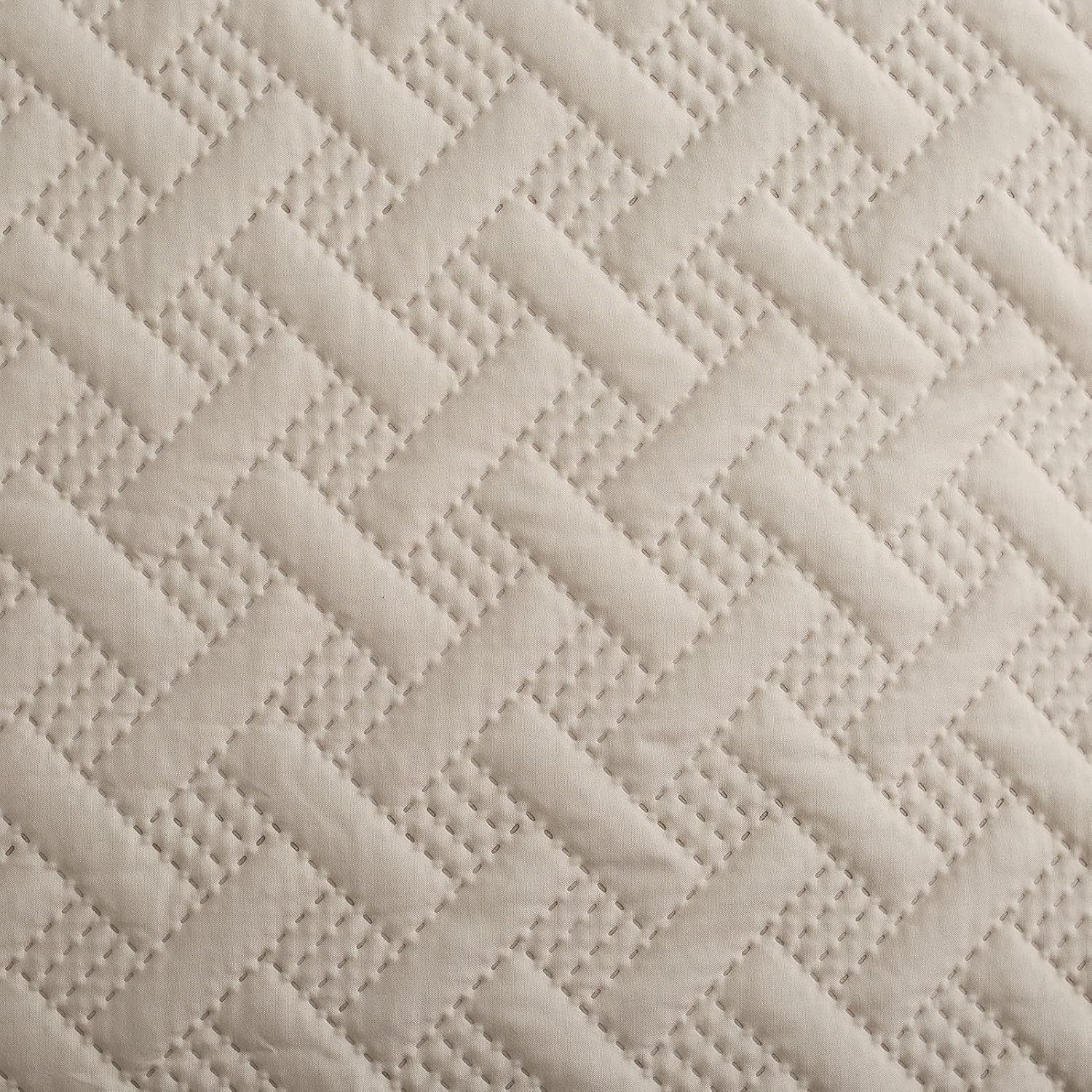 CHOSHOME 3 Piece Quilt Set Twin Size, Bedspread Coverlet Set, Reversible Comforter Bedding Cover, Microfiber Basket Weave Pattern Lightweight Bedding Set for All Season, 2 Pillow Shams, Beige