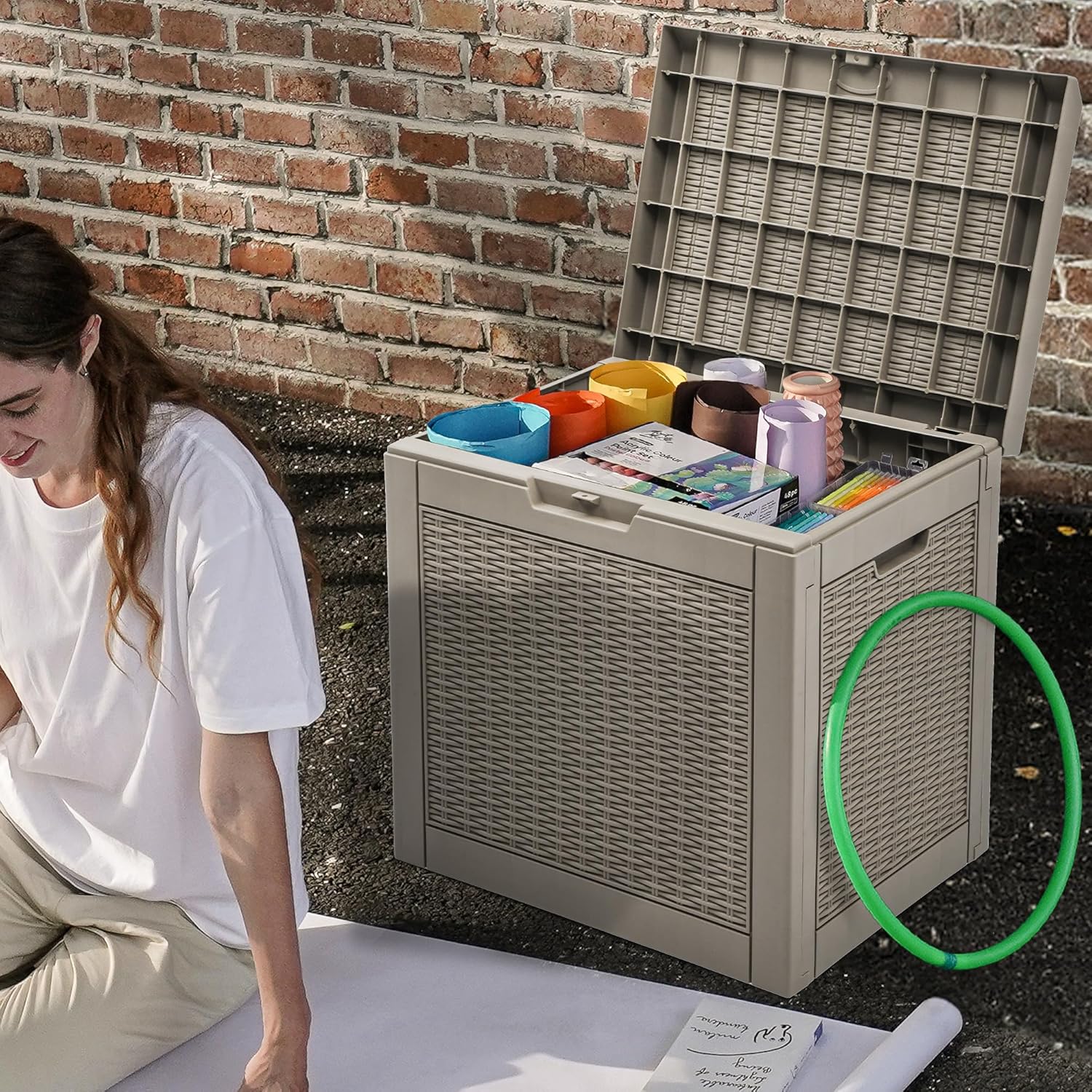 DWVO 32 Gallon Indoor Outdoor Storage Box, Resin Rattan Small Deck Box for Patio Furniture, Cushions, Garden Tools, Sports Equipment,Brown