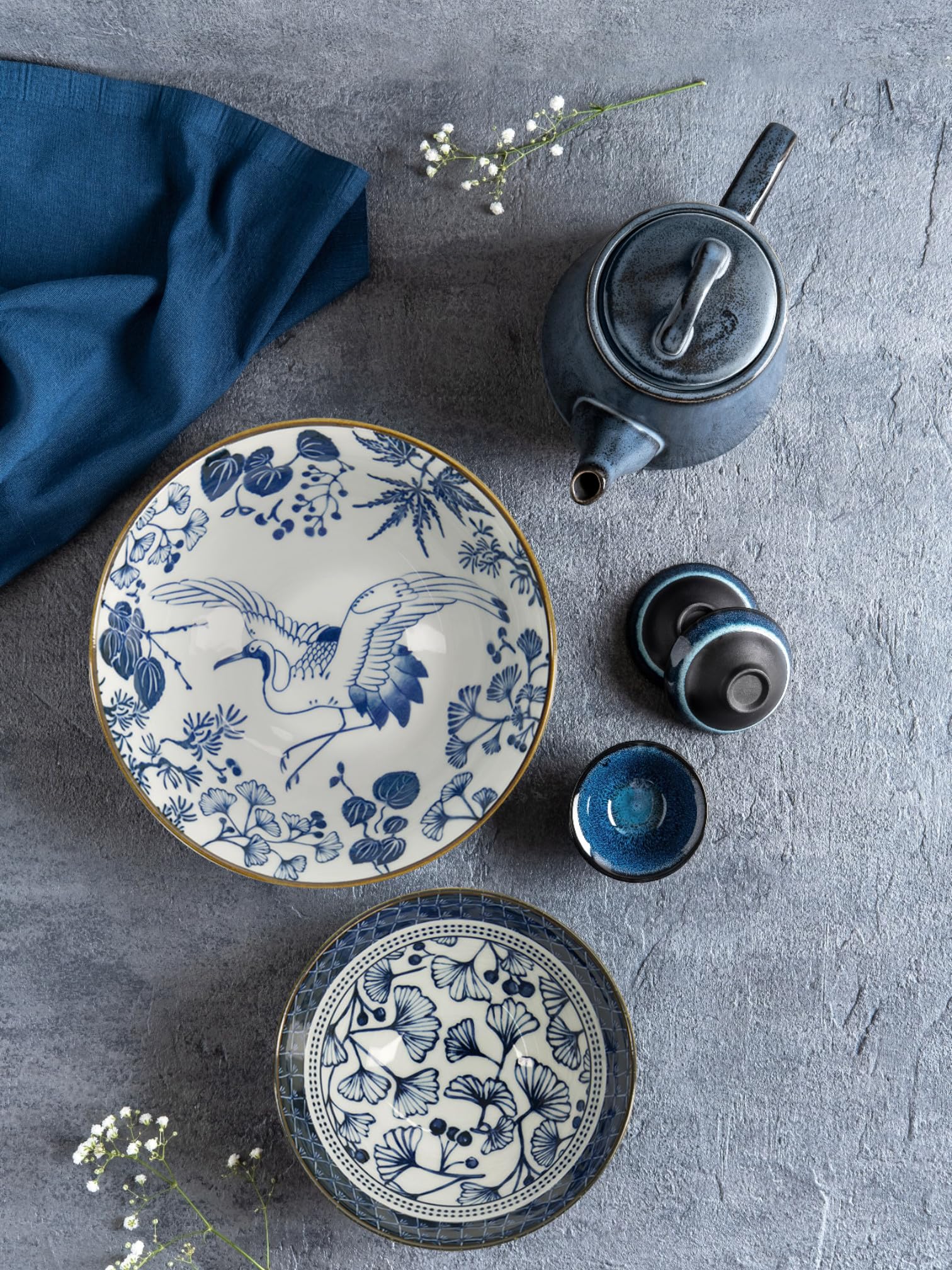 Flora Japonica 4-er Schalen-Set Blau-Weiß, japanische Müslischalen & Suppenschalen von TOKYO Design, Ø 18 cm, 1000 ml, asiatisches Porzellan, japanisches Design, Schalen für Frühstück & Dessert