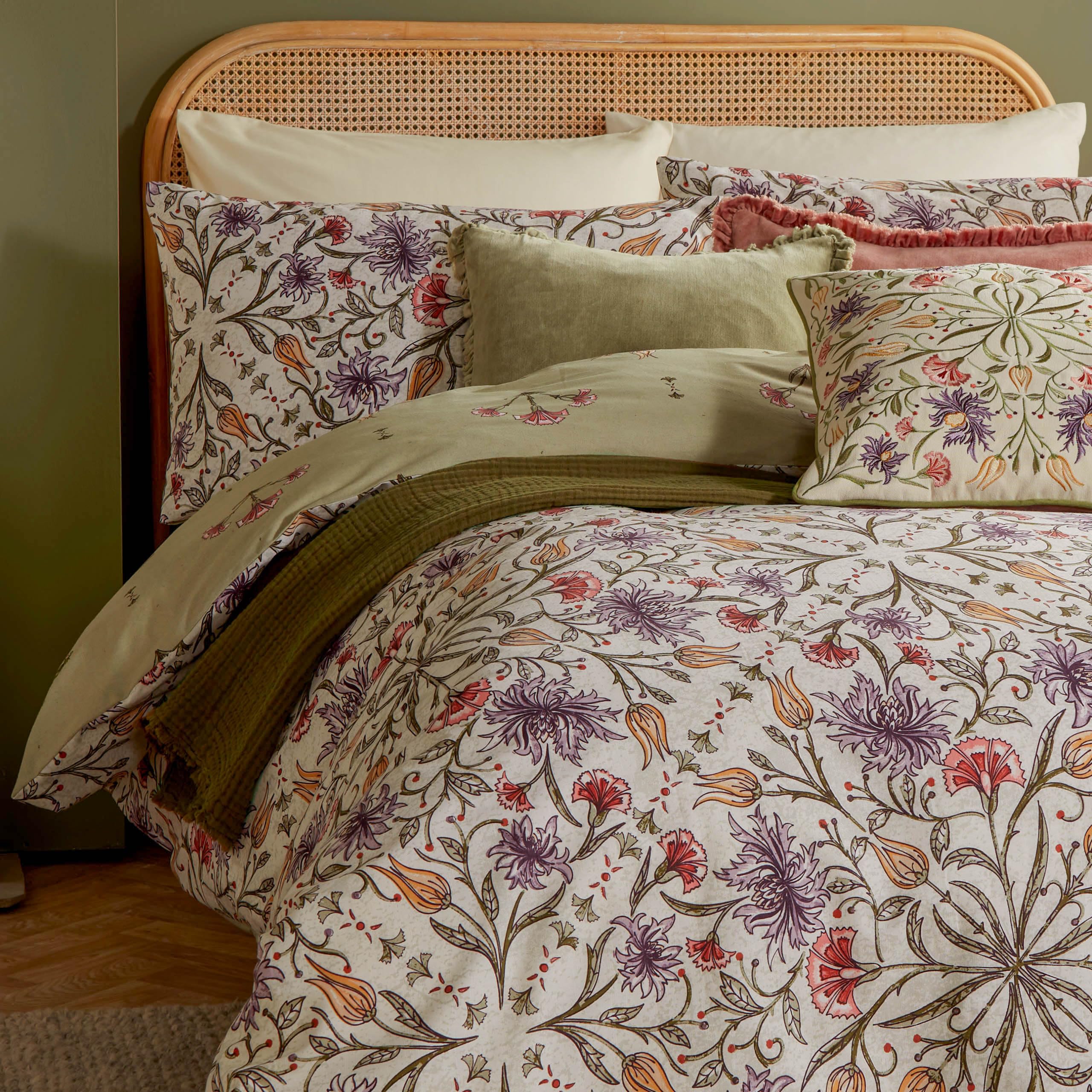 furn. Wylder Nature Tilda Floral Cotton Rich Duvet Cover Set, Multicolour, King (U.K. Standard) - Image 3