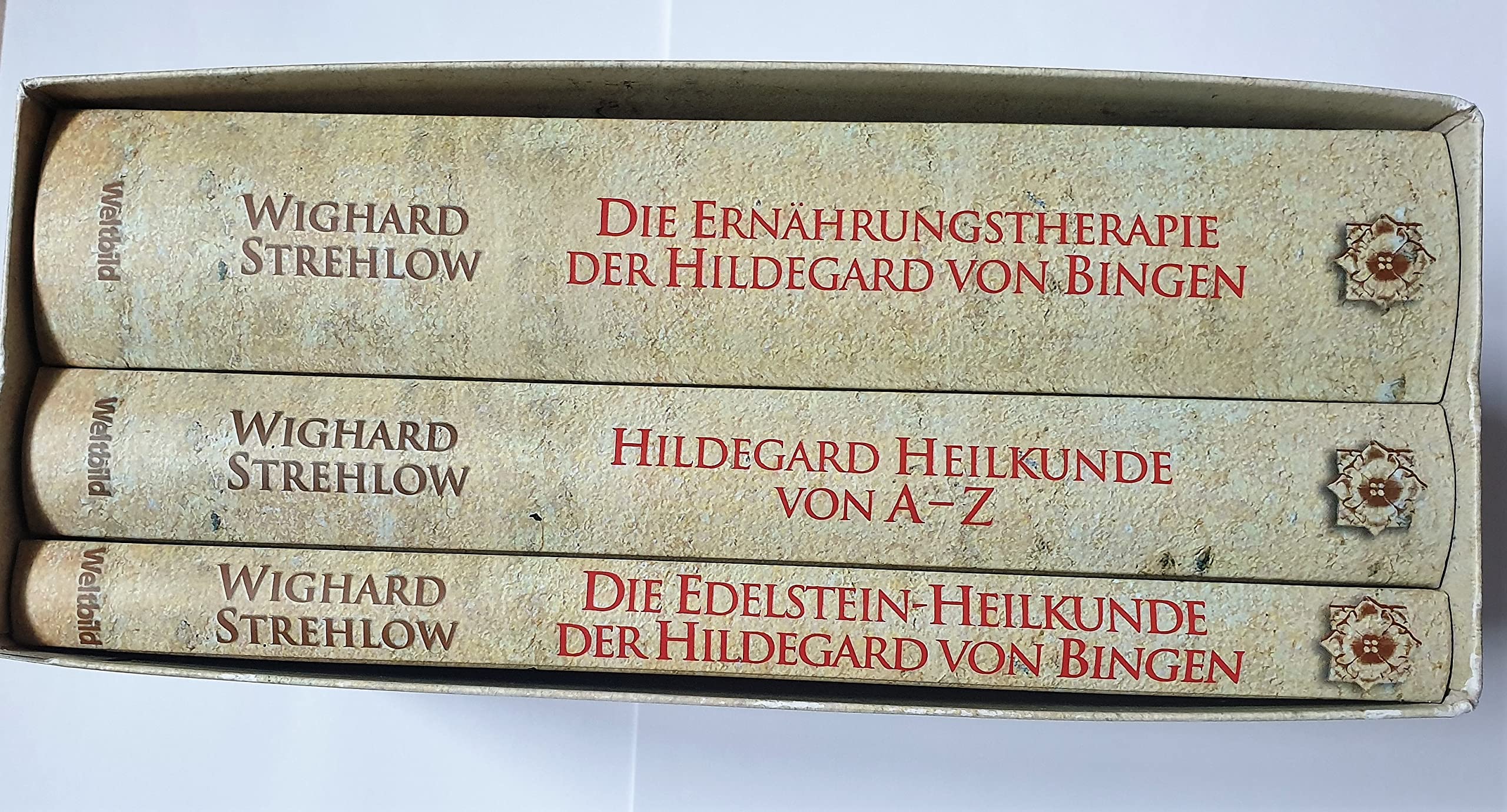 Die große Heilkunde der Hildegard von Bingen - Gesundheit, Ernährung, Edelsteinkunde: Hildegard-Heilkunde von A - Z / Die Ernährungstherapie der ... der Hildegard von Bingen (3 Bände)