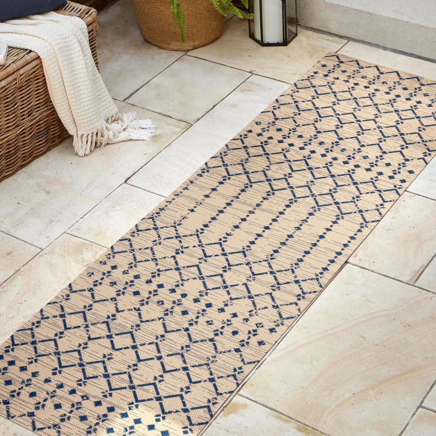 JONATHAN Y Moroccan Geometric Indoor Outdoor Runner Rug 2X8 Beige/Navy, Ourika Textured Weave for Backyard, Patio, Porch, Easy-Cleaning, High Traffic, Pet-Friendly, Non-Shedding (SMB108H-28)