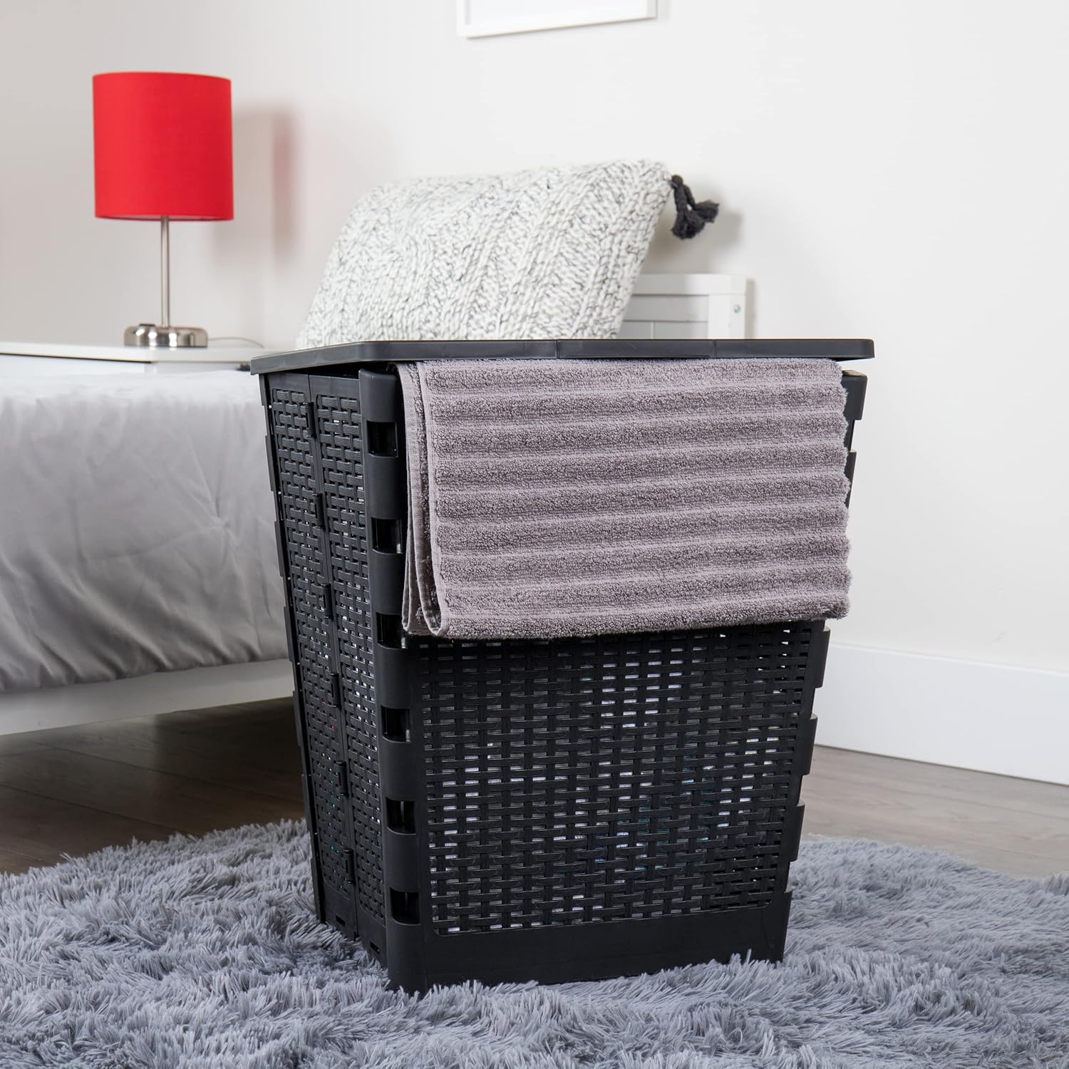 Mind Reader 61L Foldable Laundry Hamper, Clothes Basket, Lid, Wicker Design, Plastic, 18"L x 14.5"W x 21.25"H, Black