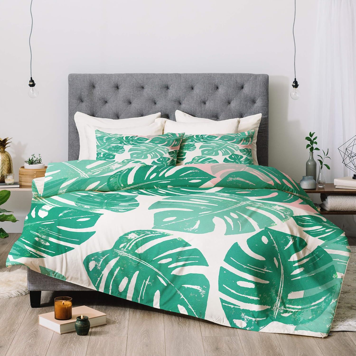 Deny Designs Bianca Green Linocut Monstera Rosy Comforter Set with Pillow Shams, Full/Queen