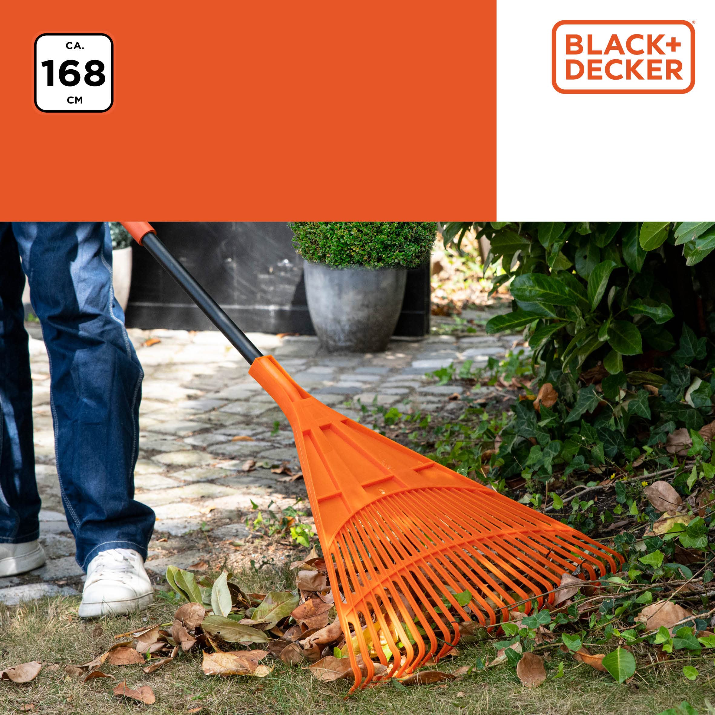 BLACK+DECKER Garden Rake - 168 x 60 x 5.5 cm - Lawn Rake with 